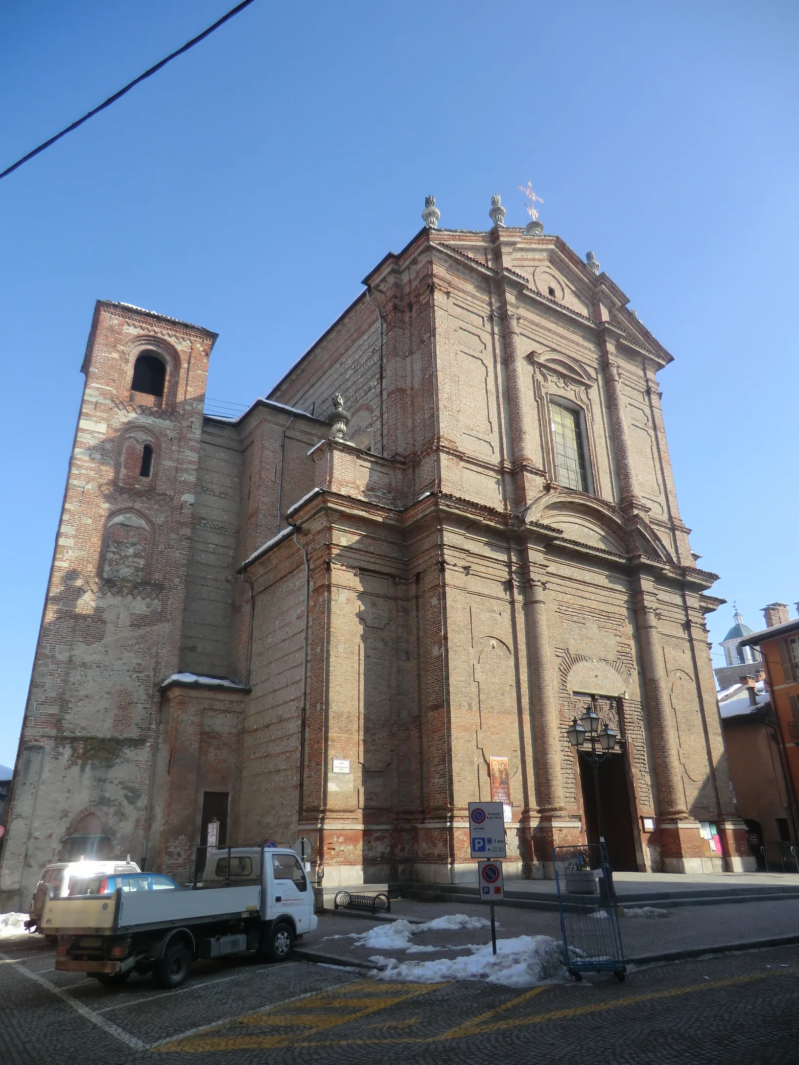 Photo showing: Busca (Cuneo): Chiesa Maria Vergine Assunta (XVIII sec.)