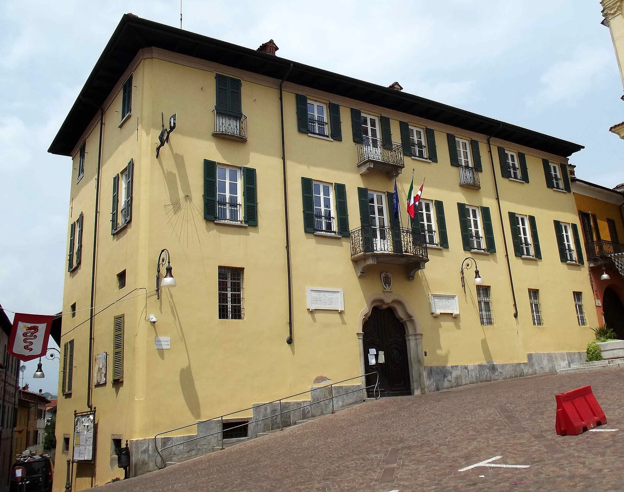Photo showing: Maggiora (NO, Italy): town hall