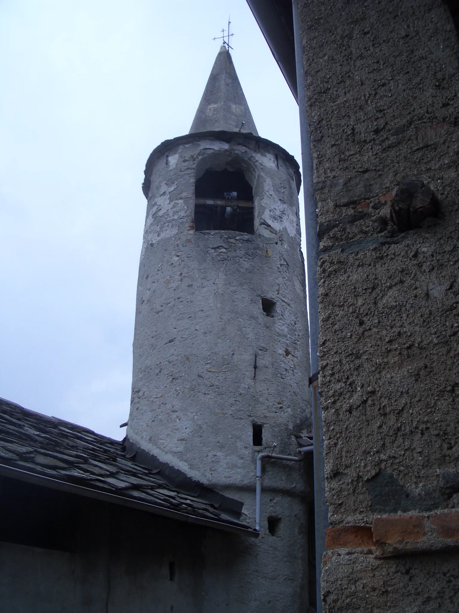 Photo showing: “Campanile of Santa Maria in Doblazio church”, Pont Canavese, Turin, Italy