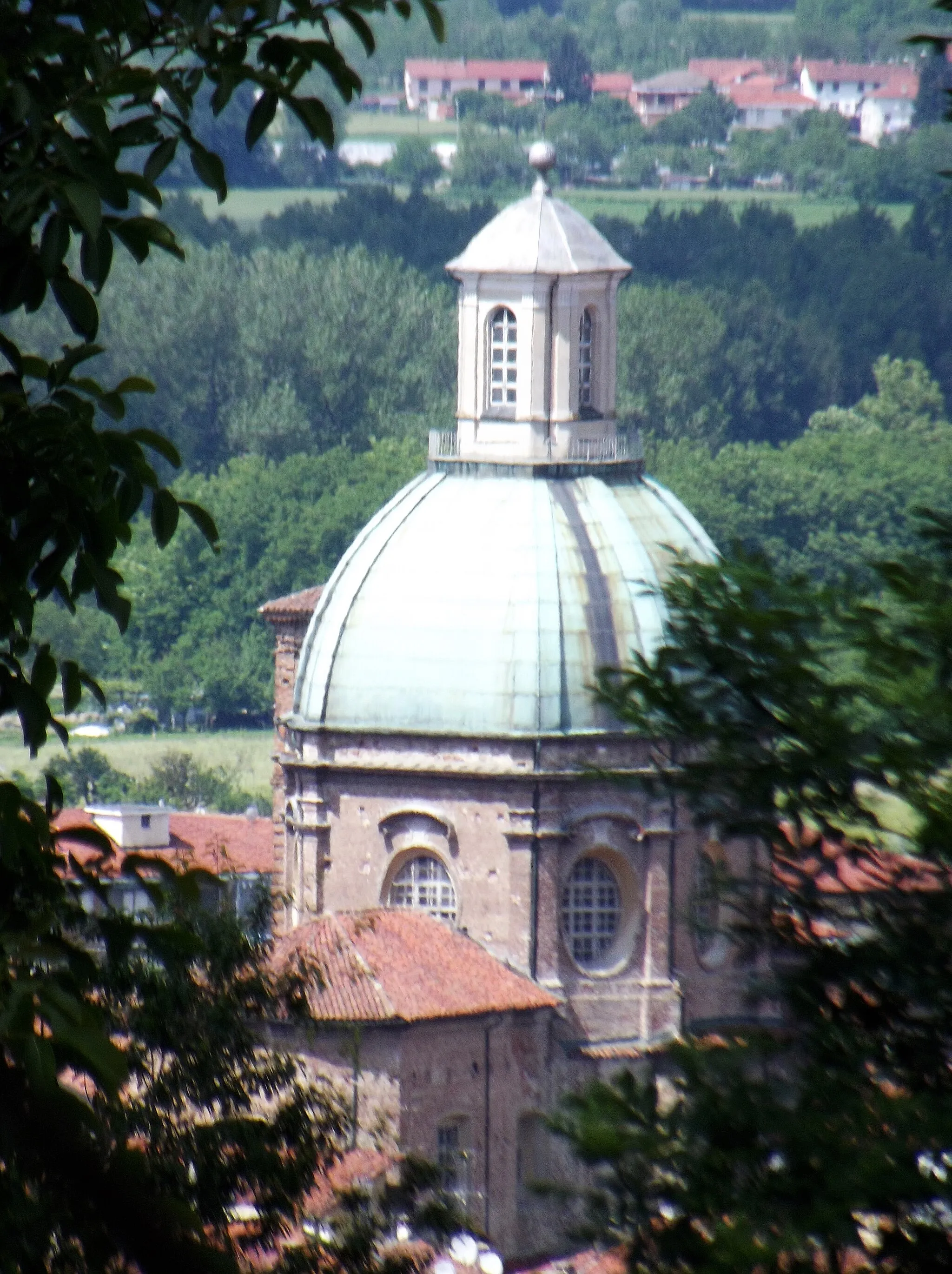 Photo showing: Gassino (TO, Italy): the dome of the confraternita dello Spirito Santo church