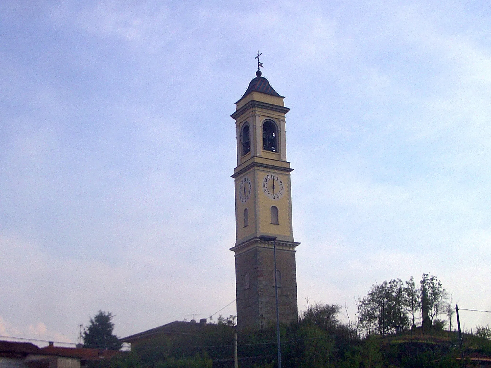 Photo showing: Cascinette d'Ivrea, the clock tower