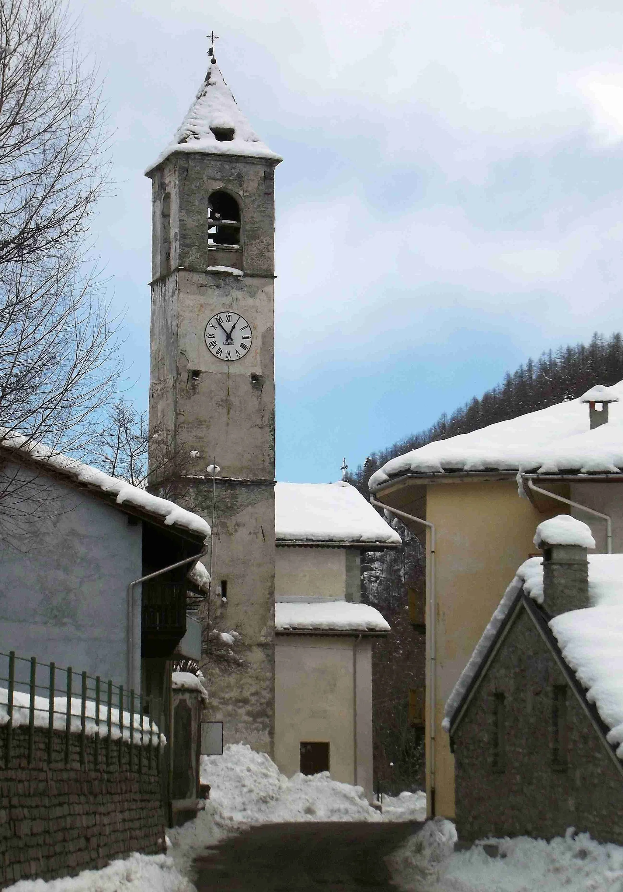 Photo showing: Bonzo (Groscavallo, TO, Italy): church tower