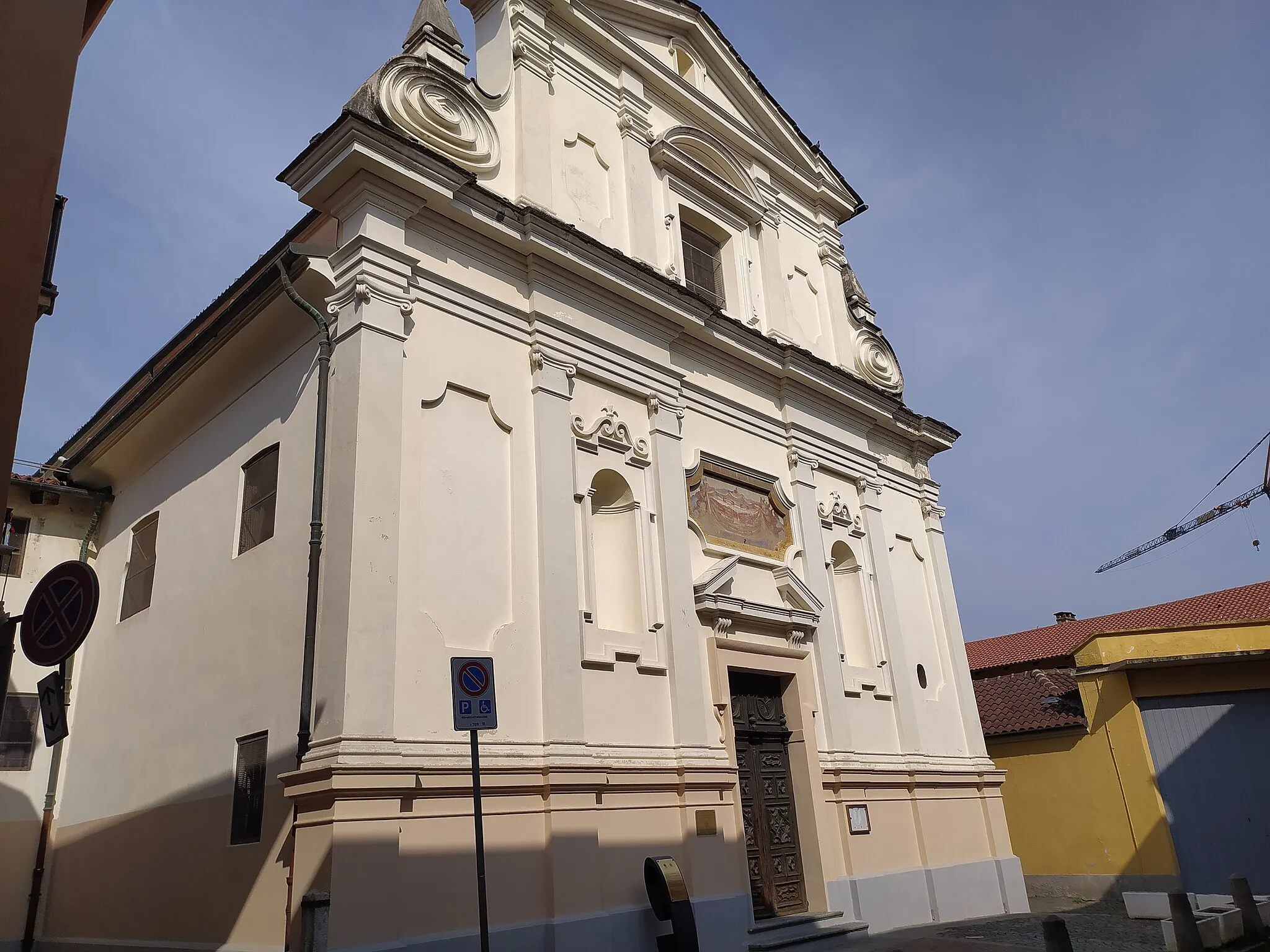 Photo showing: Facciata Chiesa Santo Sudario