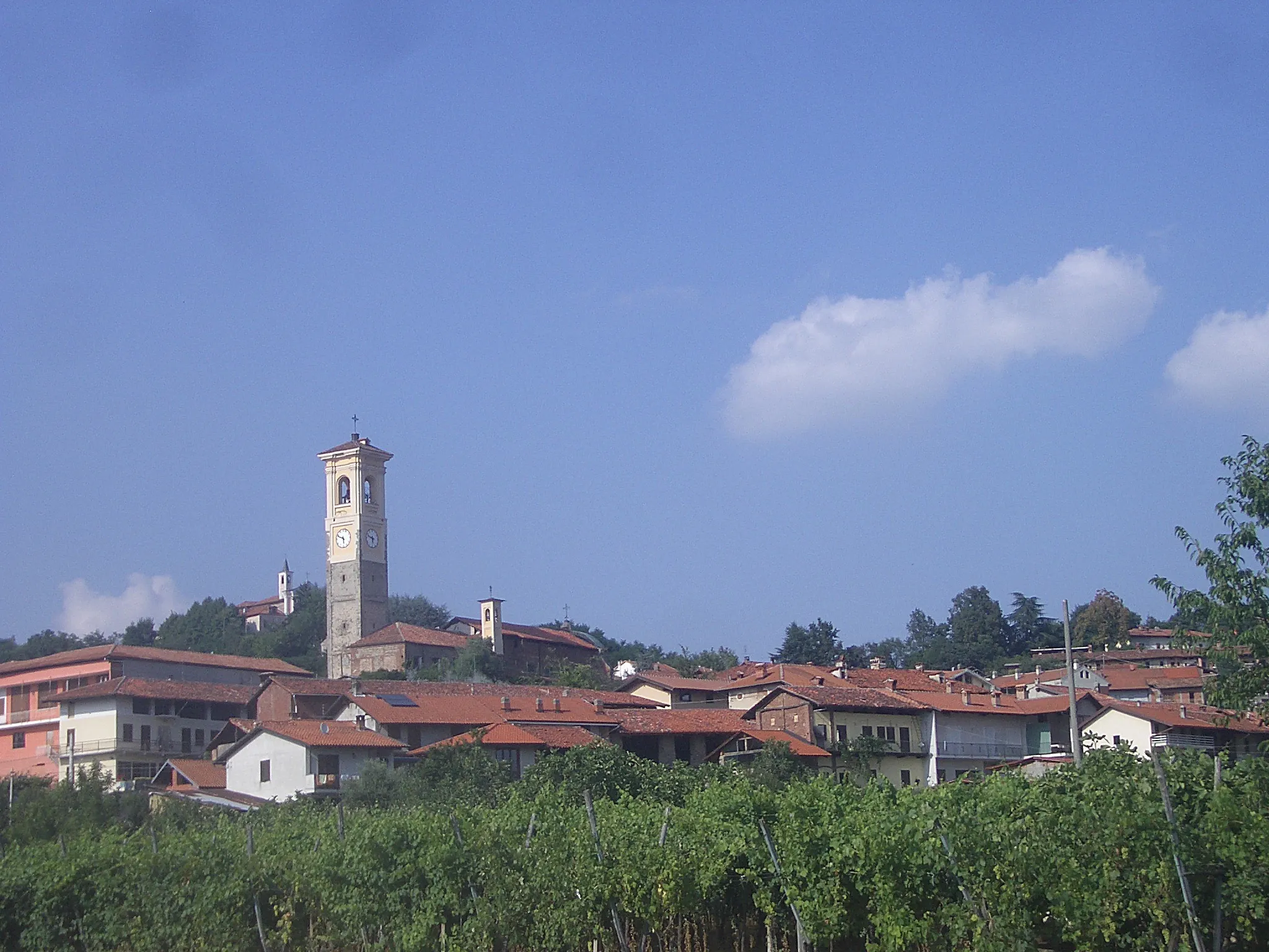 Photo showing: Cuceglio, landscape