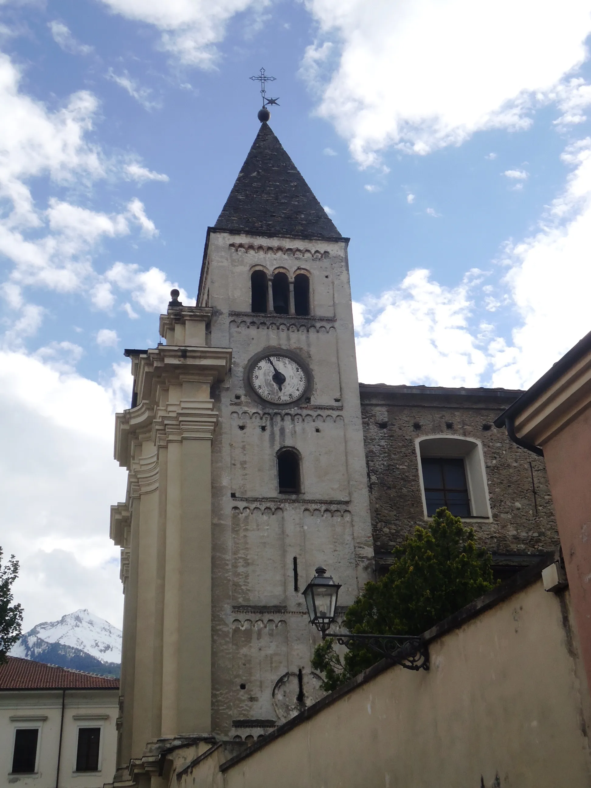 Photo showing: Campanile della parrocchiale S. Maria Assunta, Bussoleno