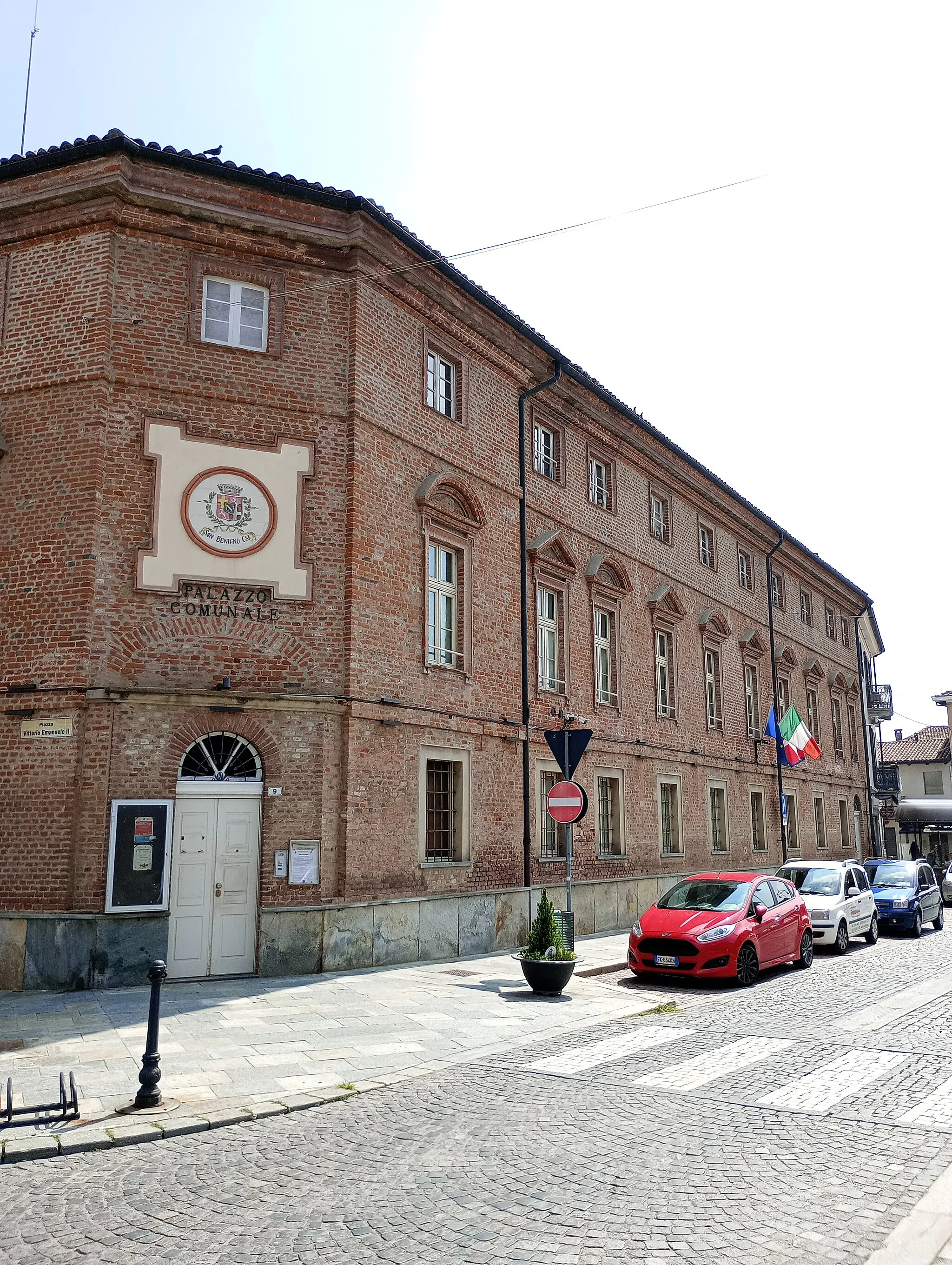 Photo showing: Municipio San Benigno Canavese