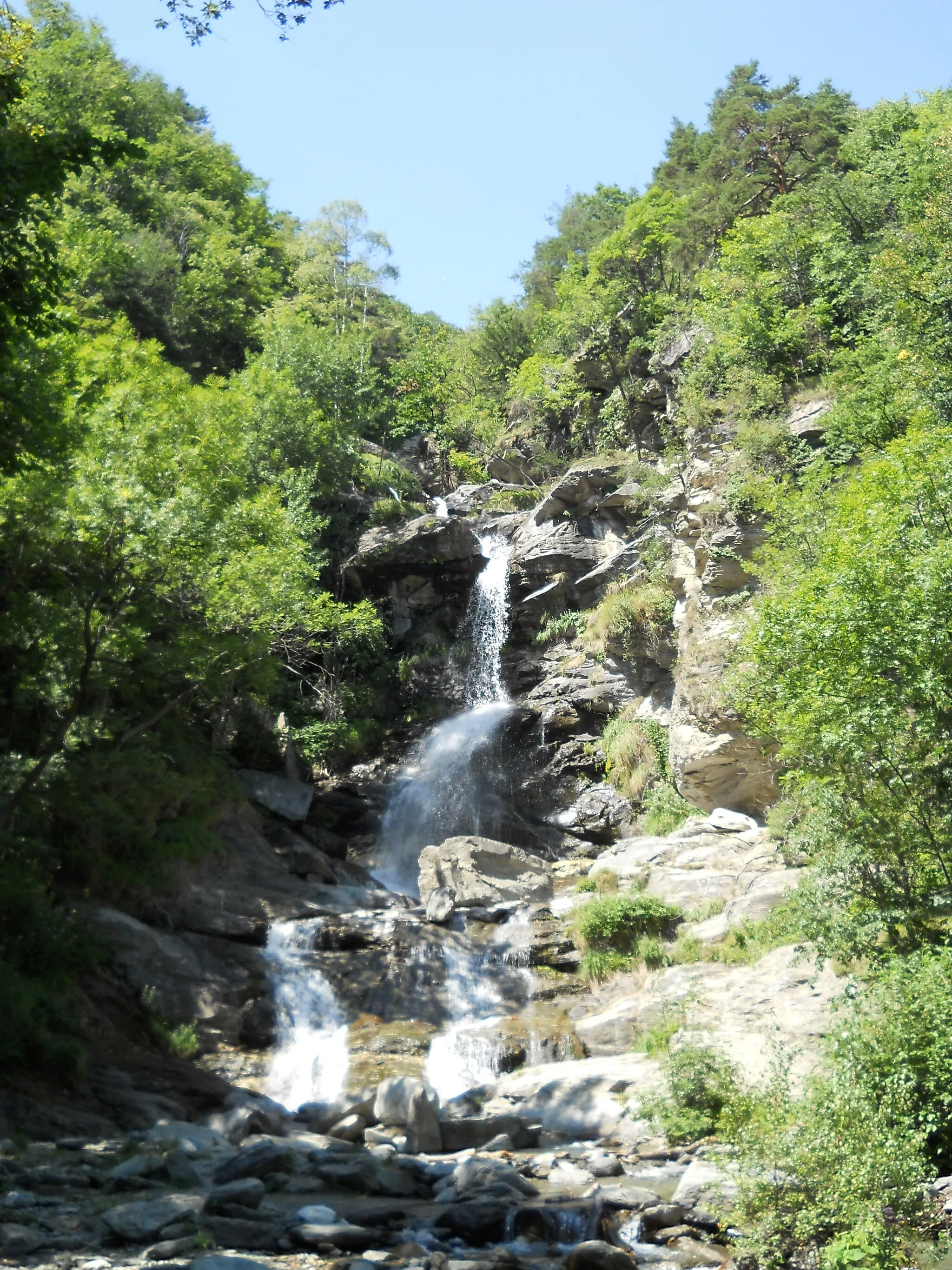 Photo showing: "Coda di cavallo" (horse tail) waterfall, Novalesa, Turin, Italy