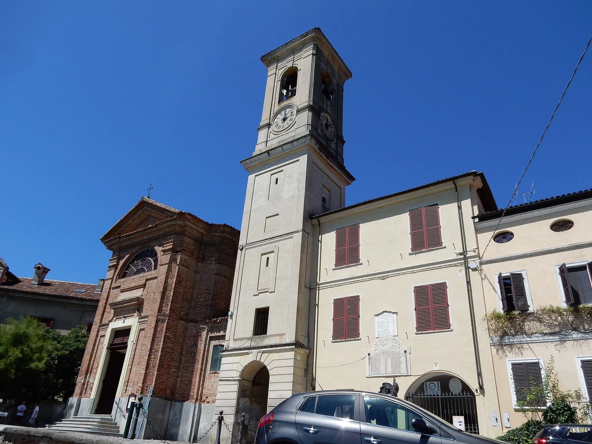 Photo showing: Castello e Chiesa Parrocchiale