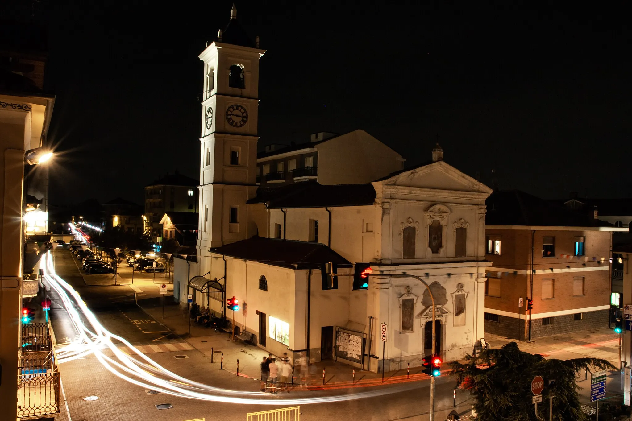 Photo showing: Nel centro di None(TO), in piazza Cavour la chiesa di San Rocco