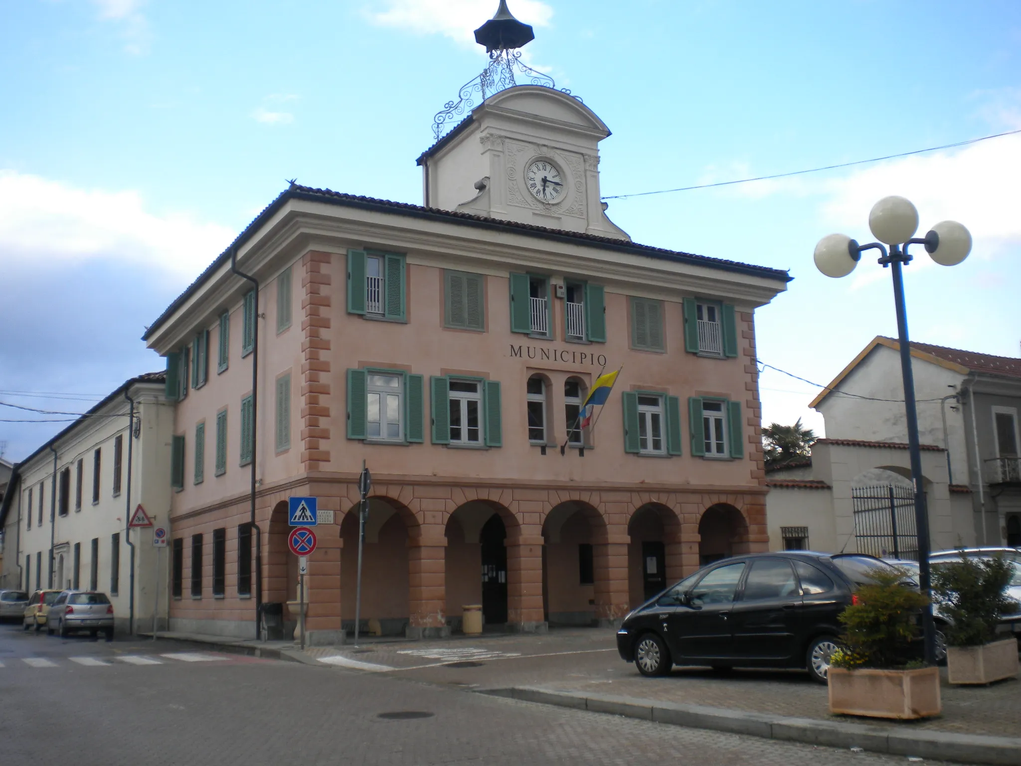 Photo showing: municipio piazza martiri della libertà