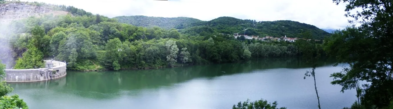 Photo showing: Gurzia lake (TO, Italy)