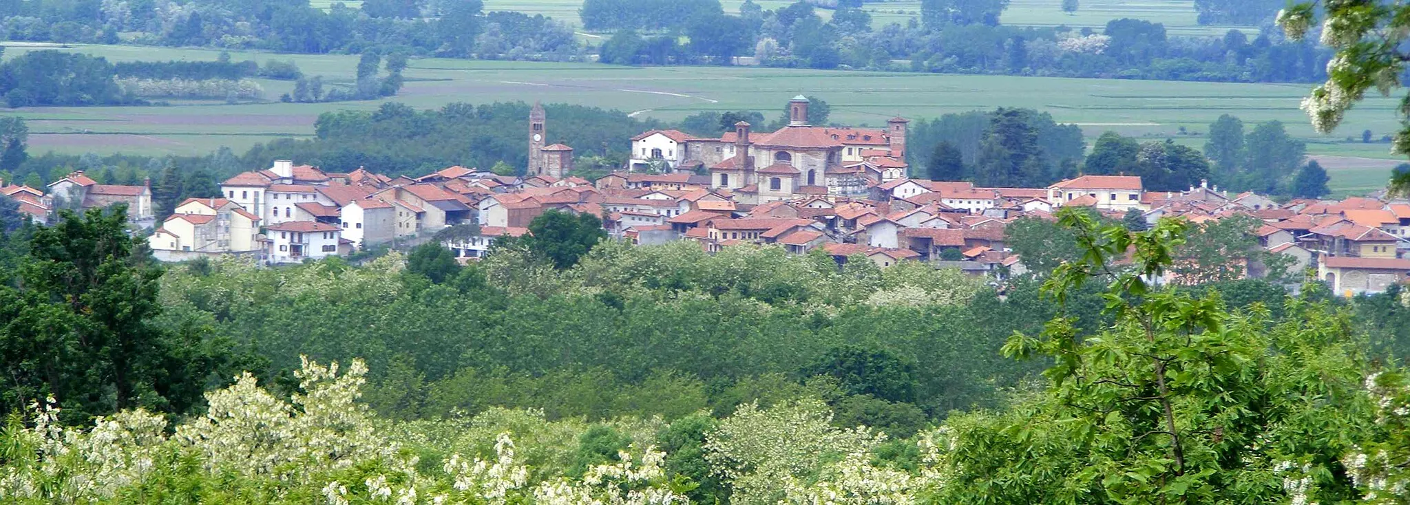 Photo showing: Borgomasino (TO, Italy) as seen from east