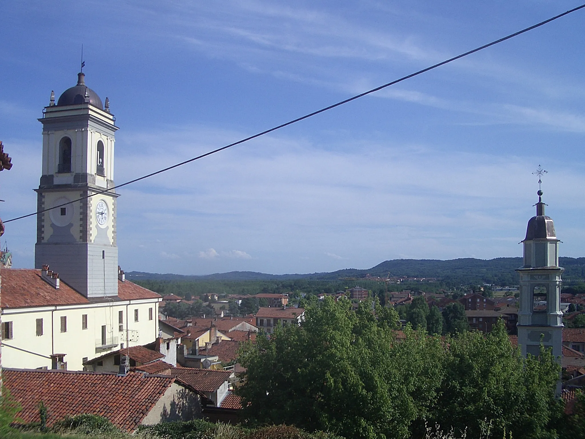 Photo showing: Strambino, view of the town fron the castle