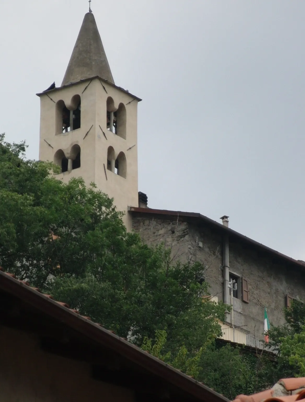 Photo showing: Vaie - Vista del campanile del Santuario di San Pancrazio