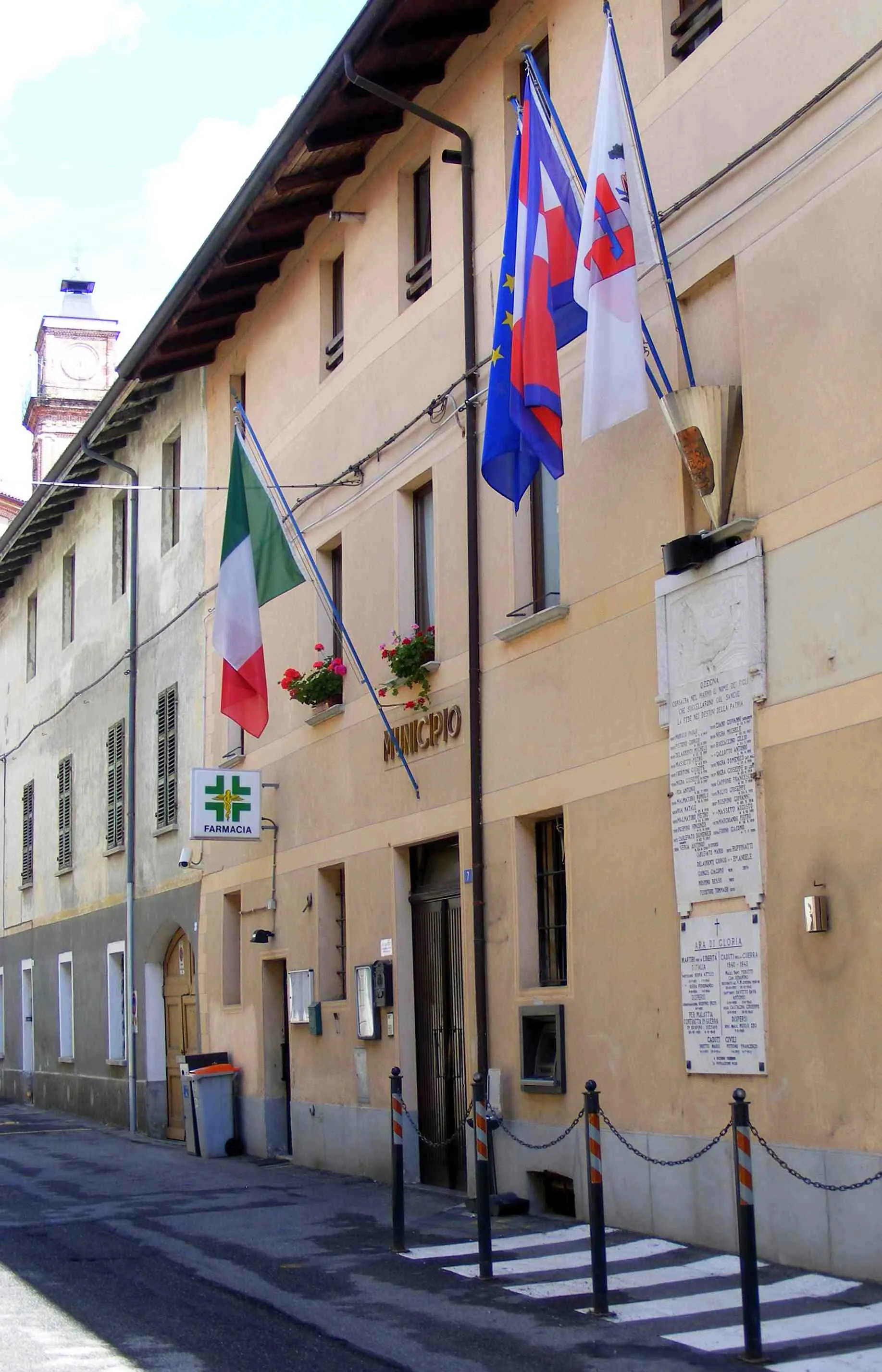 Photo showing: Ozegna (TO, Italy): town hall