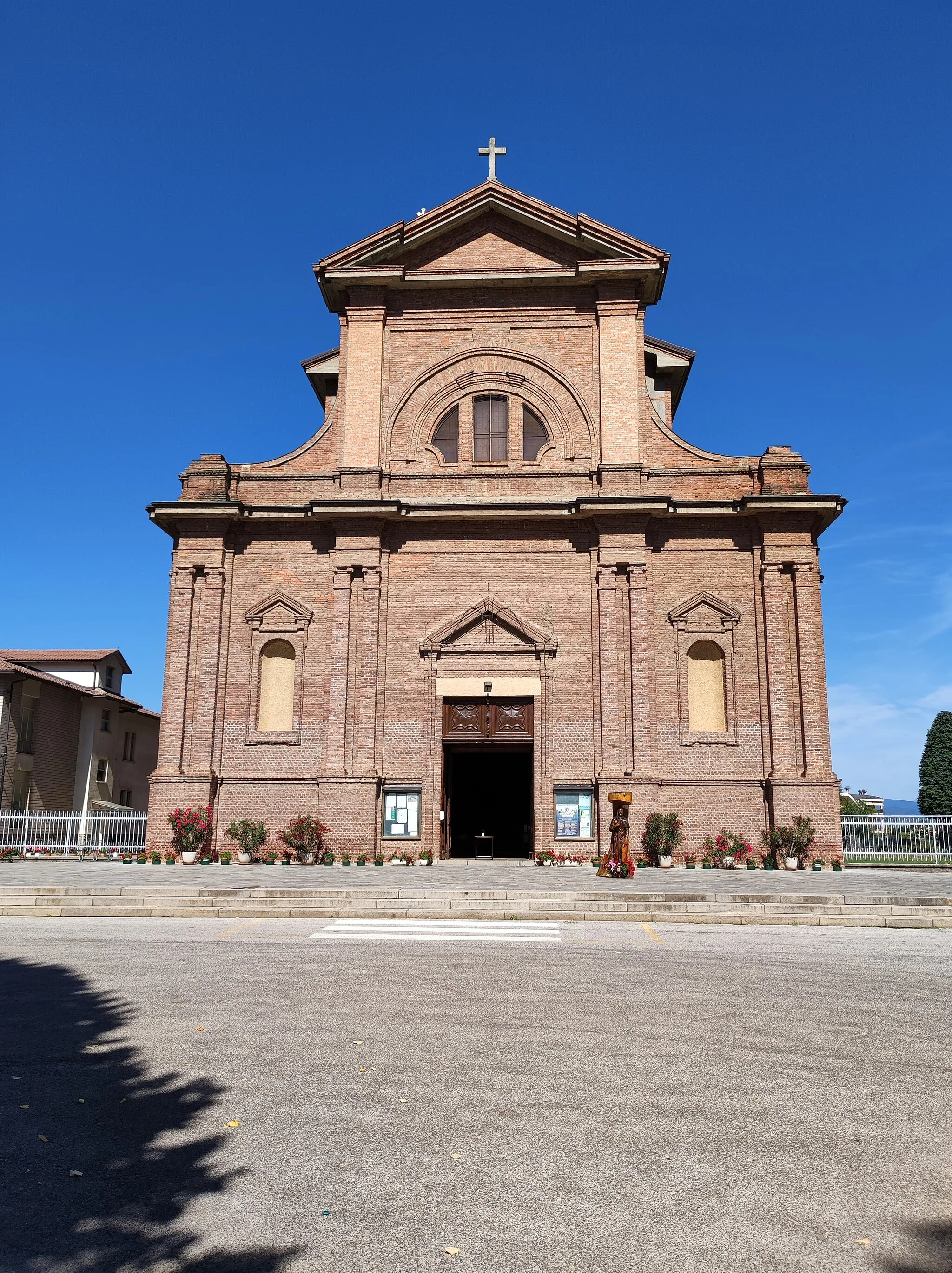 Photo showing: chiesa di San Rocco sita nella frazione San Rocco Castagnaretta di Cuneo