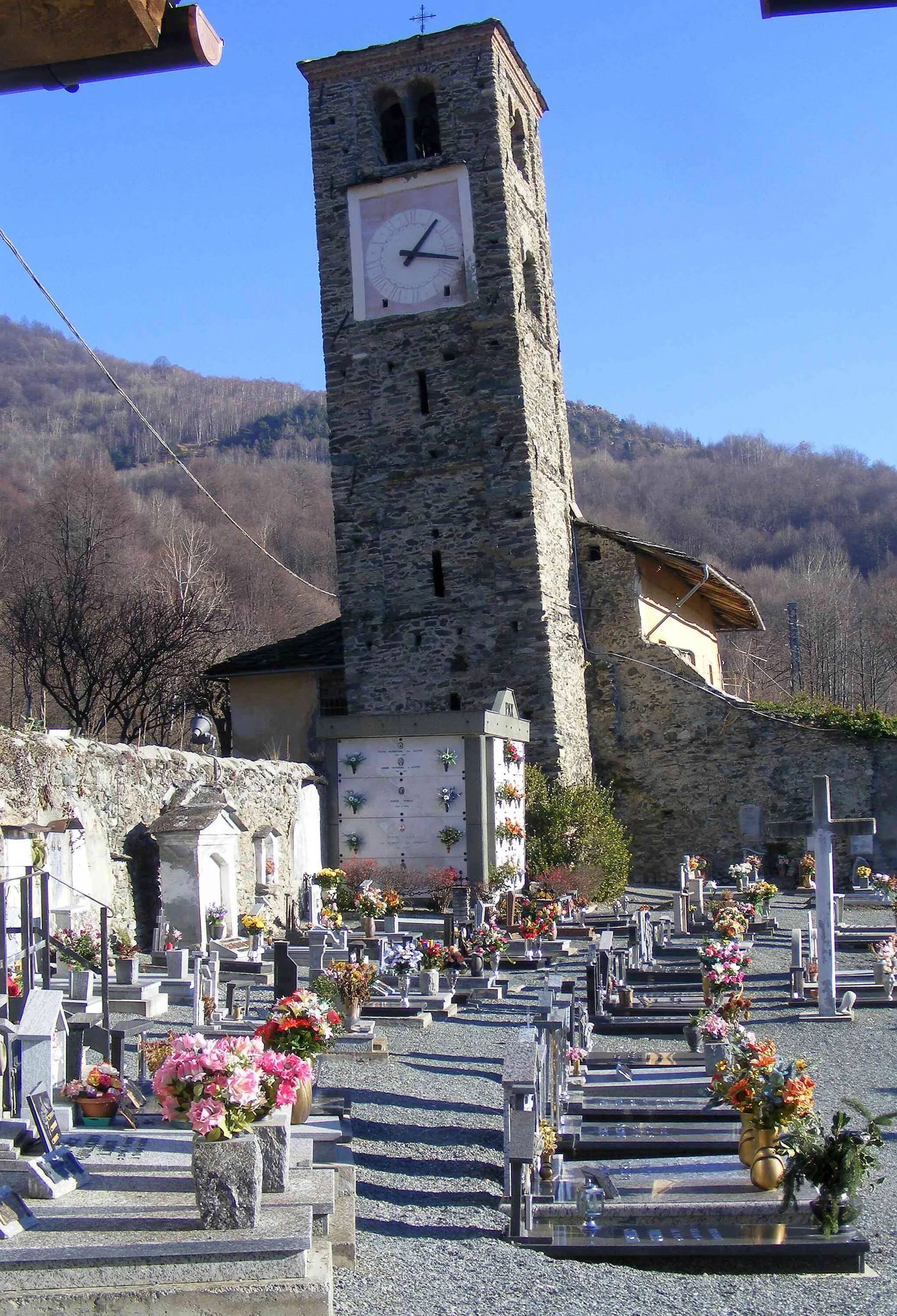 Photo showing: Mocchie (Condove, TO, Italy): medioeval  church tower