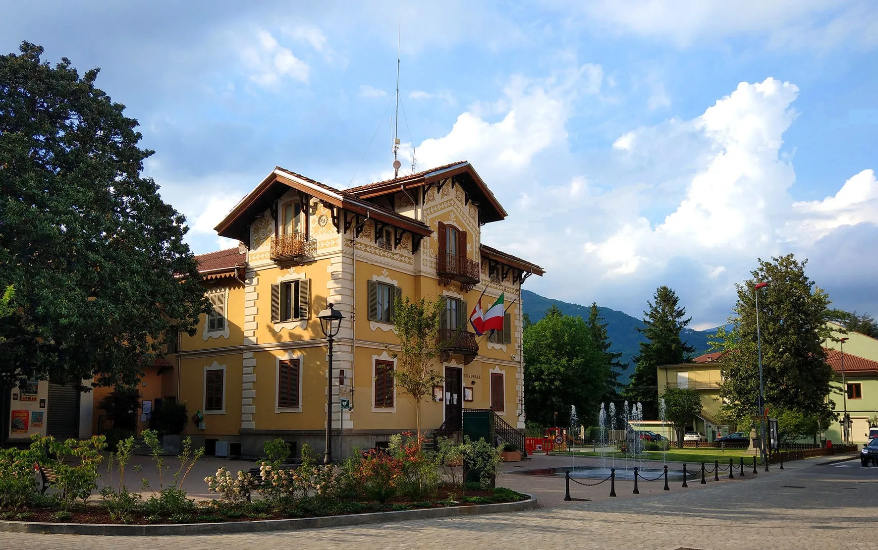 Photo showing: Palazzo Comunale (Sant'Ambrogio di Torino)