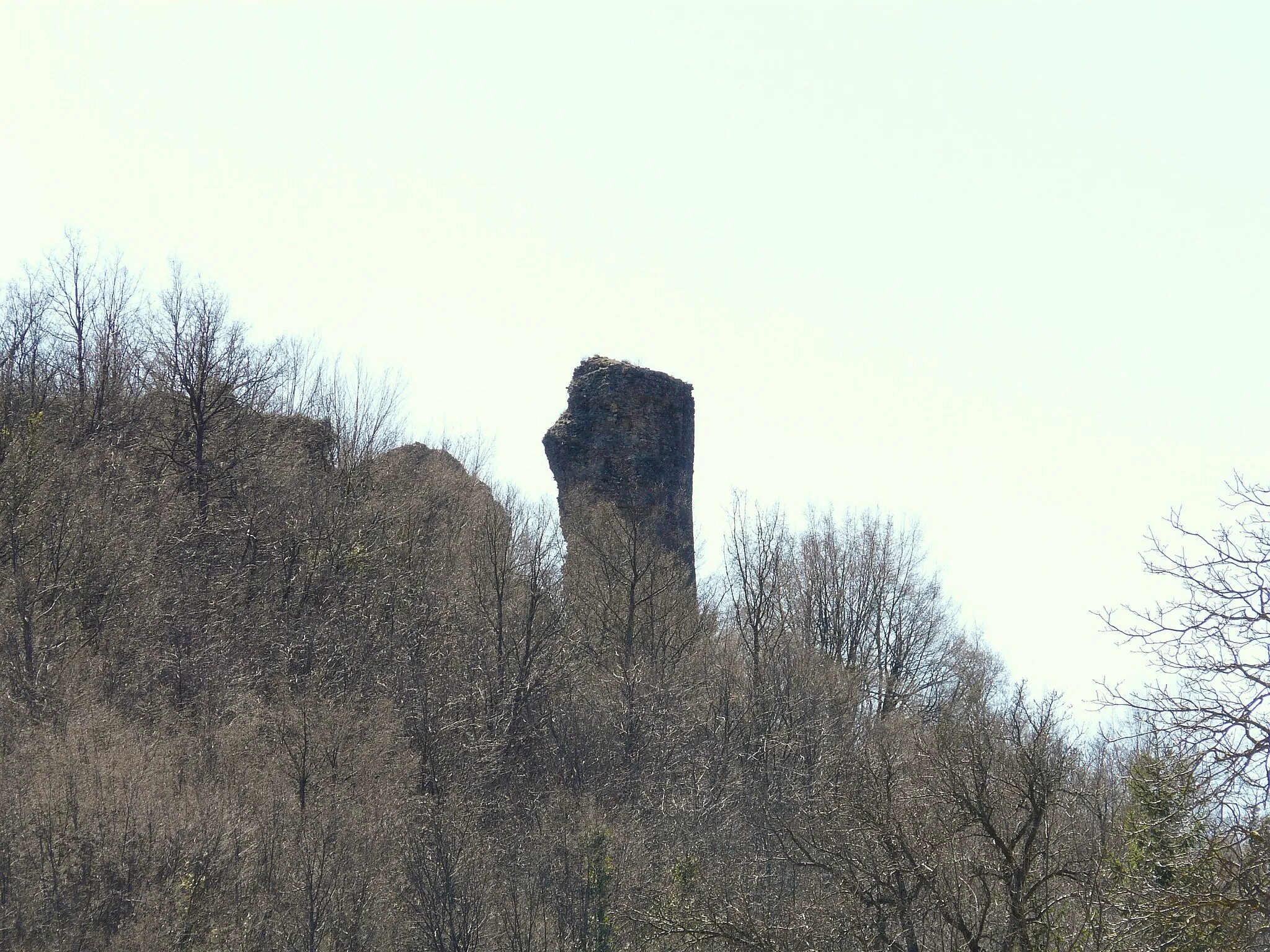 Photo showing: Ruderi del castello di Montoggio, Liguria, Italia