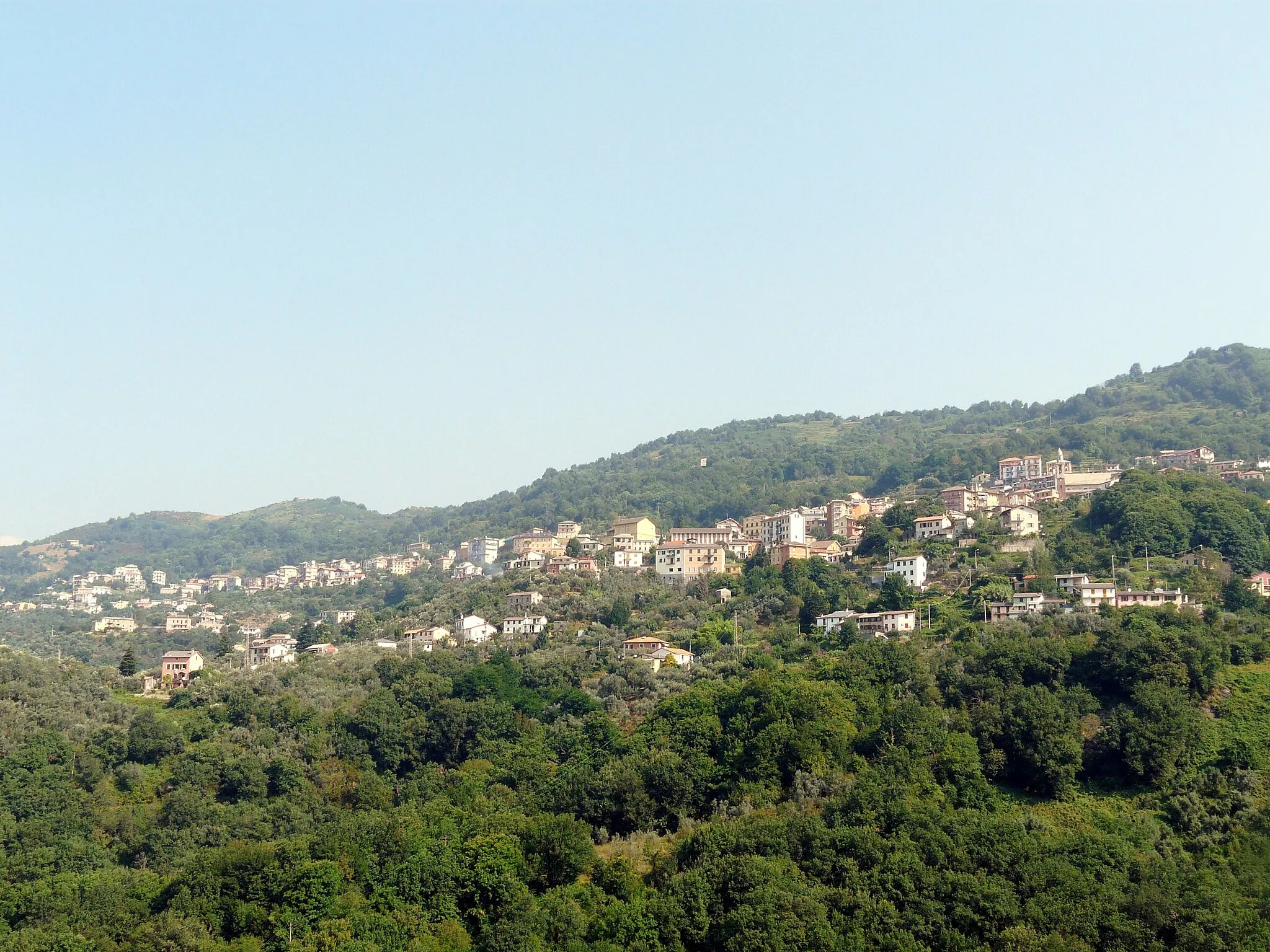 Photo showing: Panorama di Uscio, Liguria, Italia