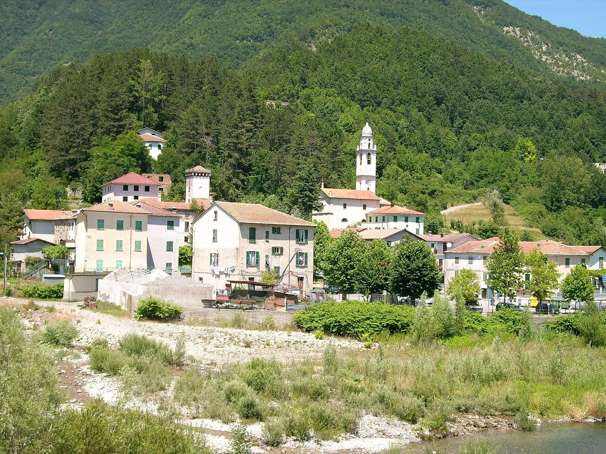 Photo showing: Panorama di Gorreto, Liguria, Italia