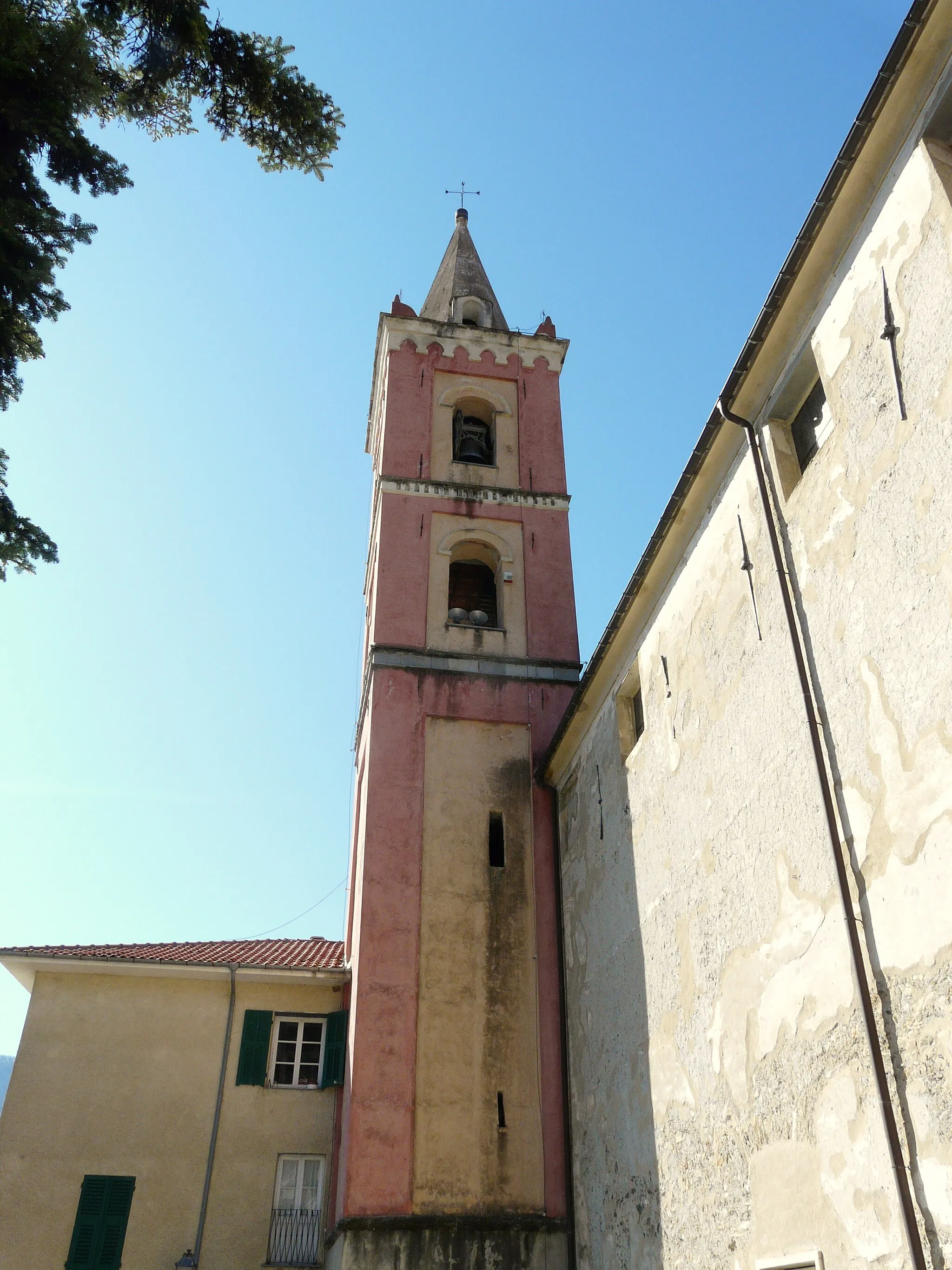 Photo showing: Chiesa dei Santi Pietro e Paolo, Cosio di Arroscia, Liguria, Italia