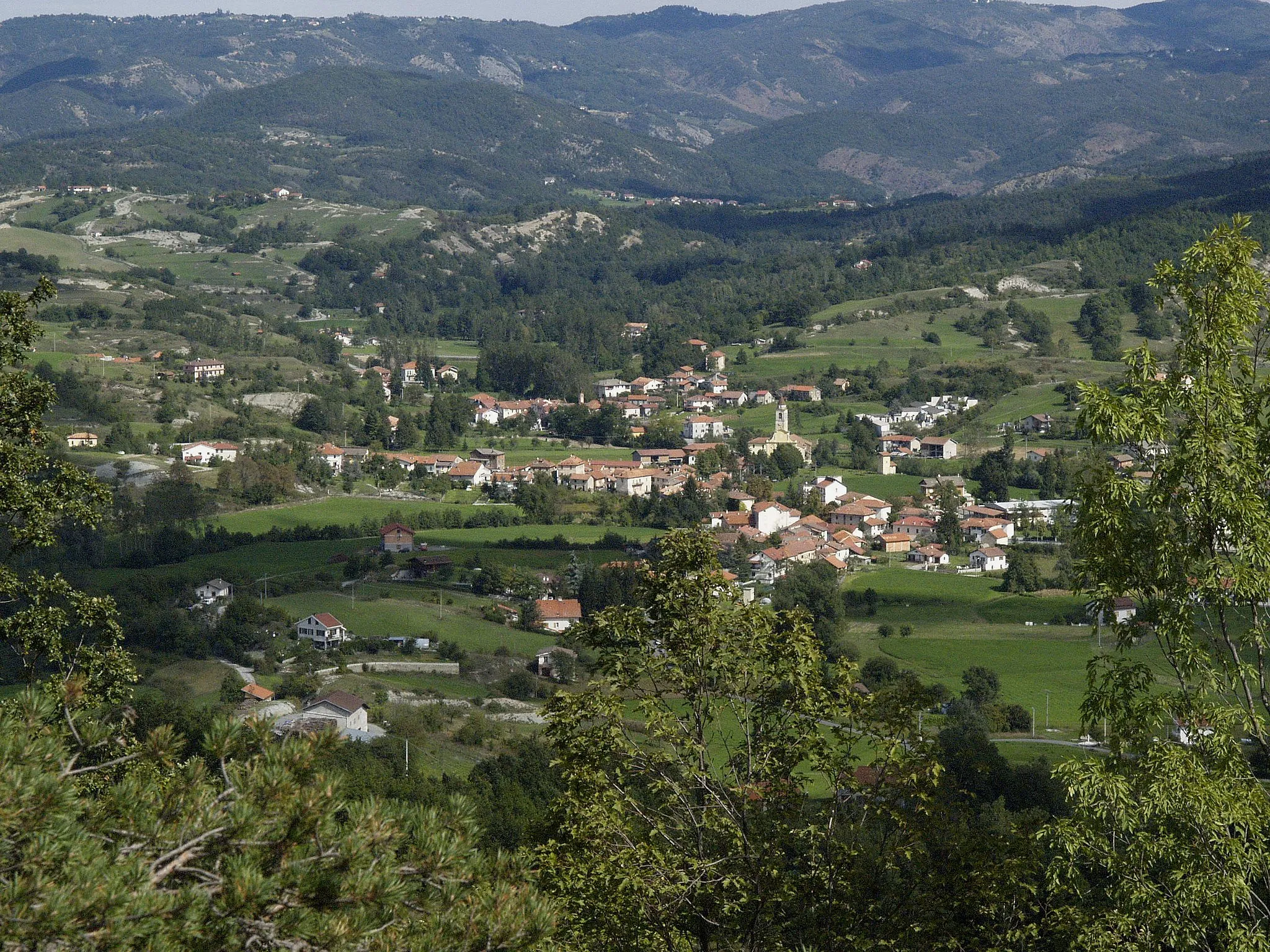 Photo showing: Panorama del comune di Mioglia