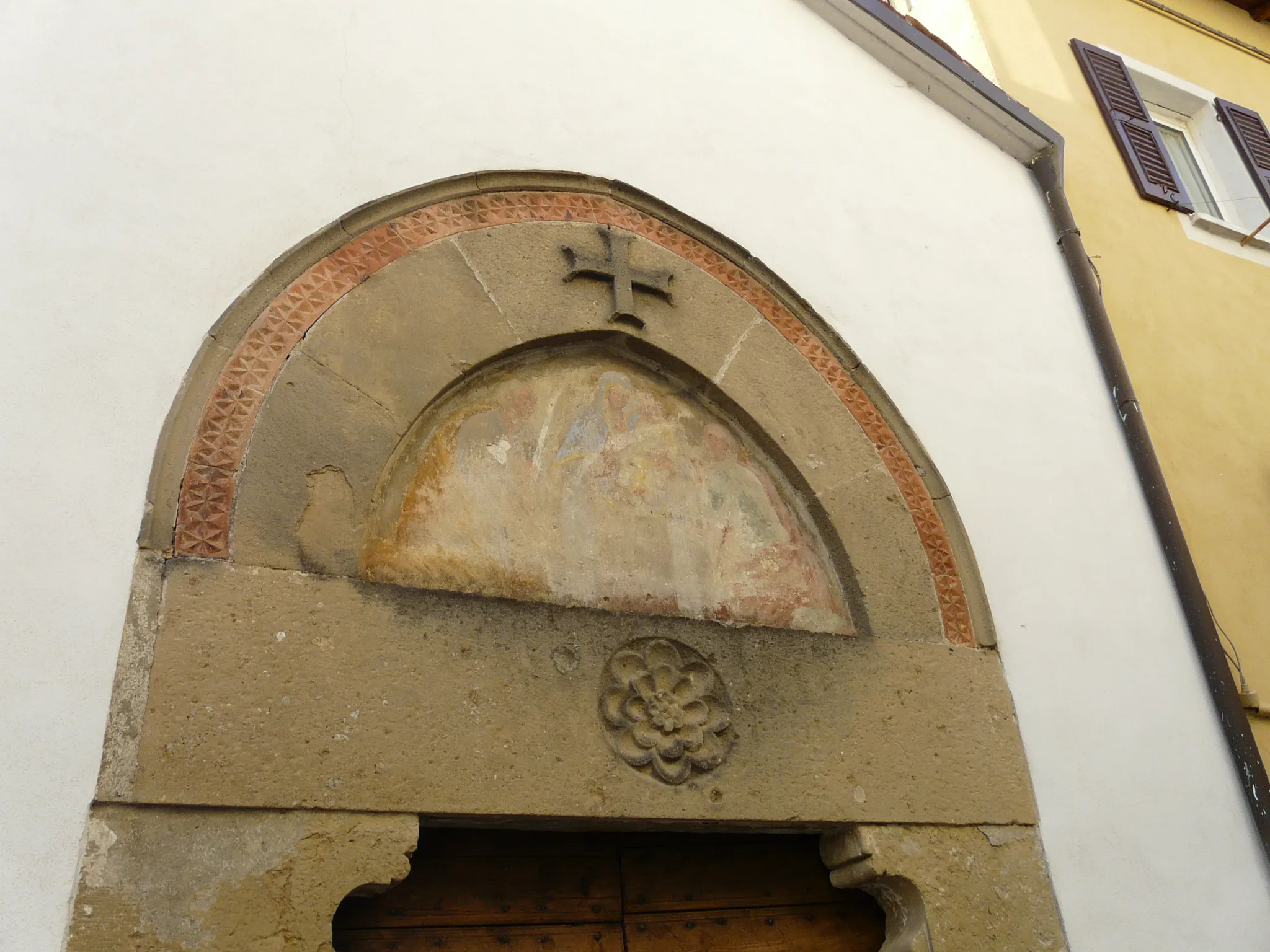 Photo showing: Particolare della lunetta della chiesa di San Pietro, Borgata di Piano, Murialdo, Liguria, Italia