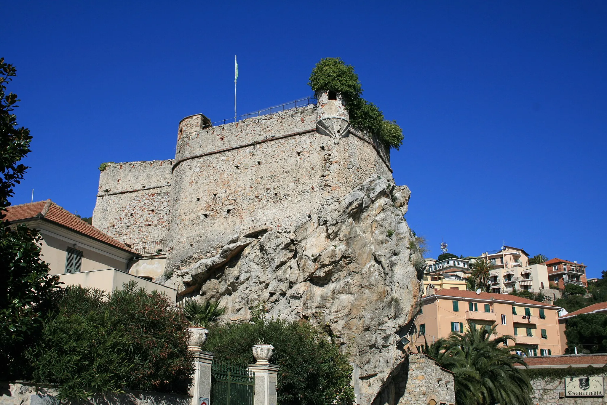 Photo showing: Pietra Ligure Castello