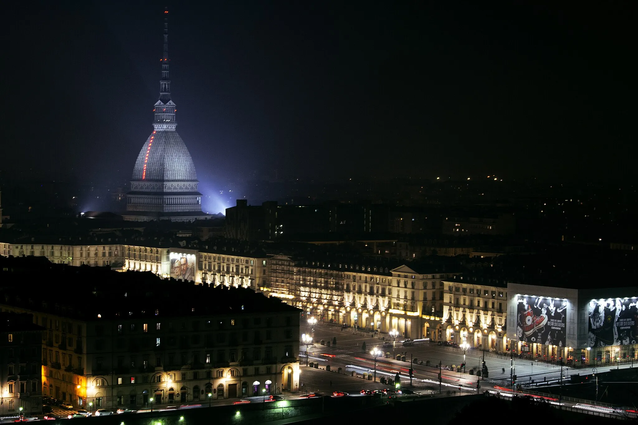 Photo showing: Vista panoramica di Piazza Vittorio