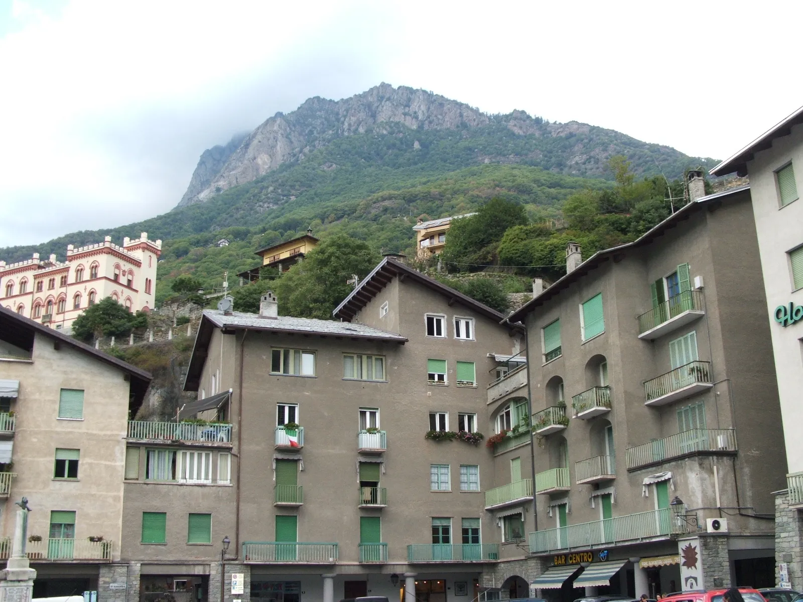 Photo showing: Valle d'Aosta - Pont-Saint-Martin)

Abitato