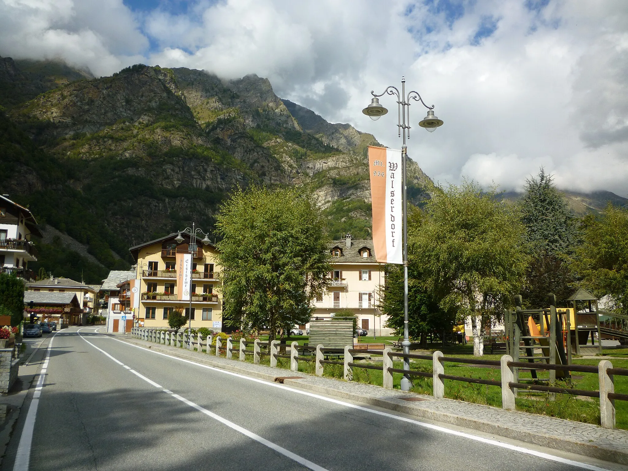 Photo showing: Issime (Aosta Valley, Italy)