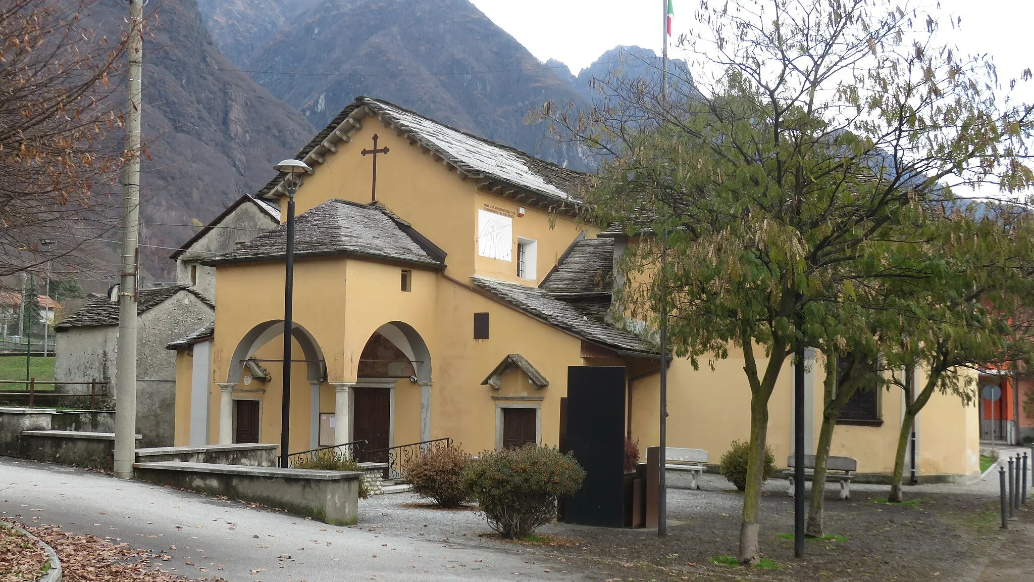 Photo showing: Cuzzago (Premosello-Chiovenda)) Chiesa di San Martino