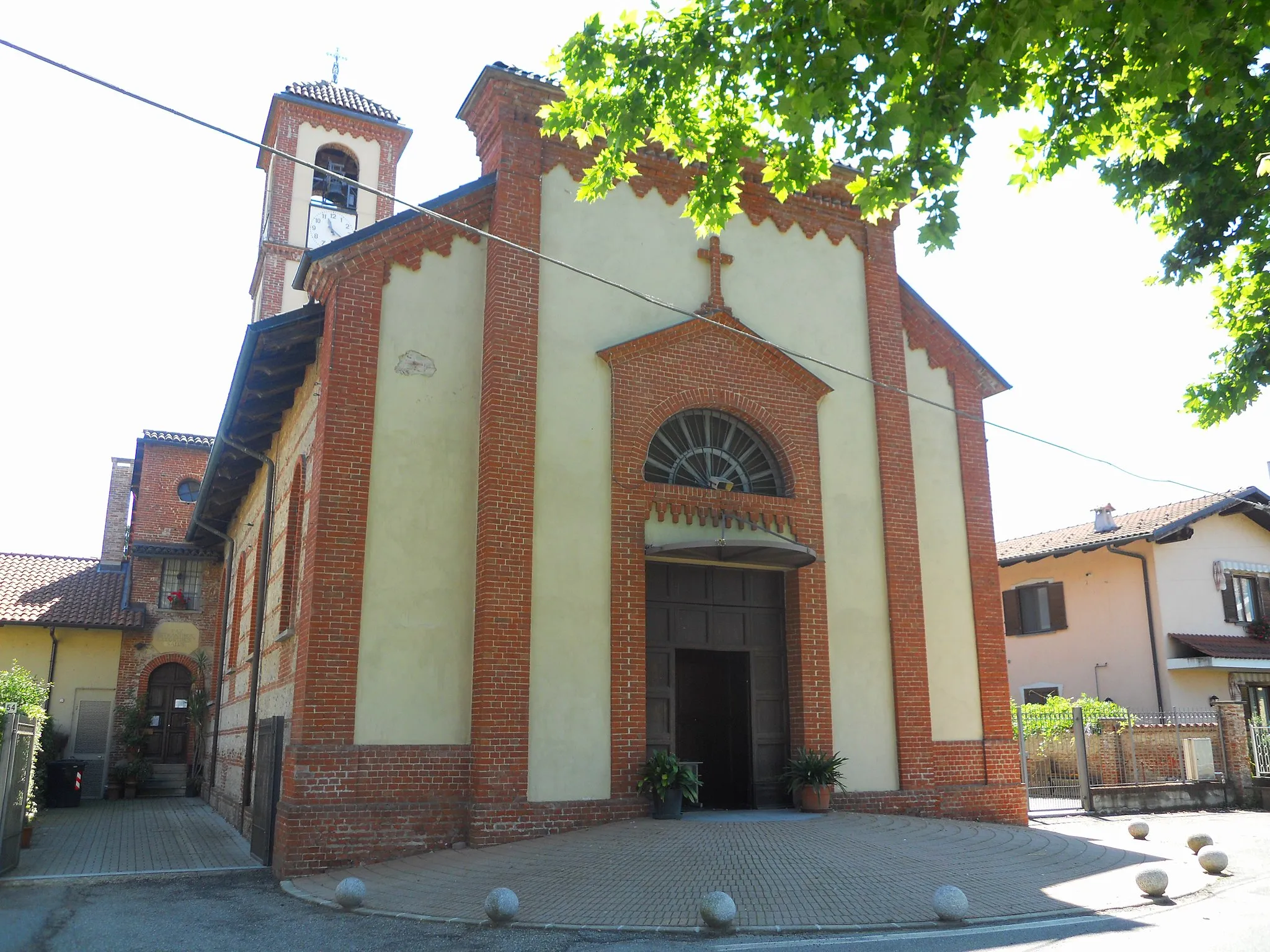 Photo showing: Chiesa parrocchiale di Mezzi Po