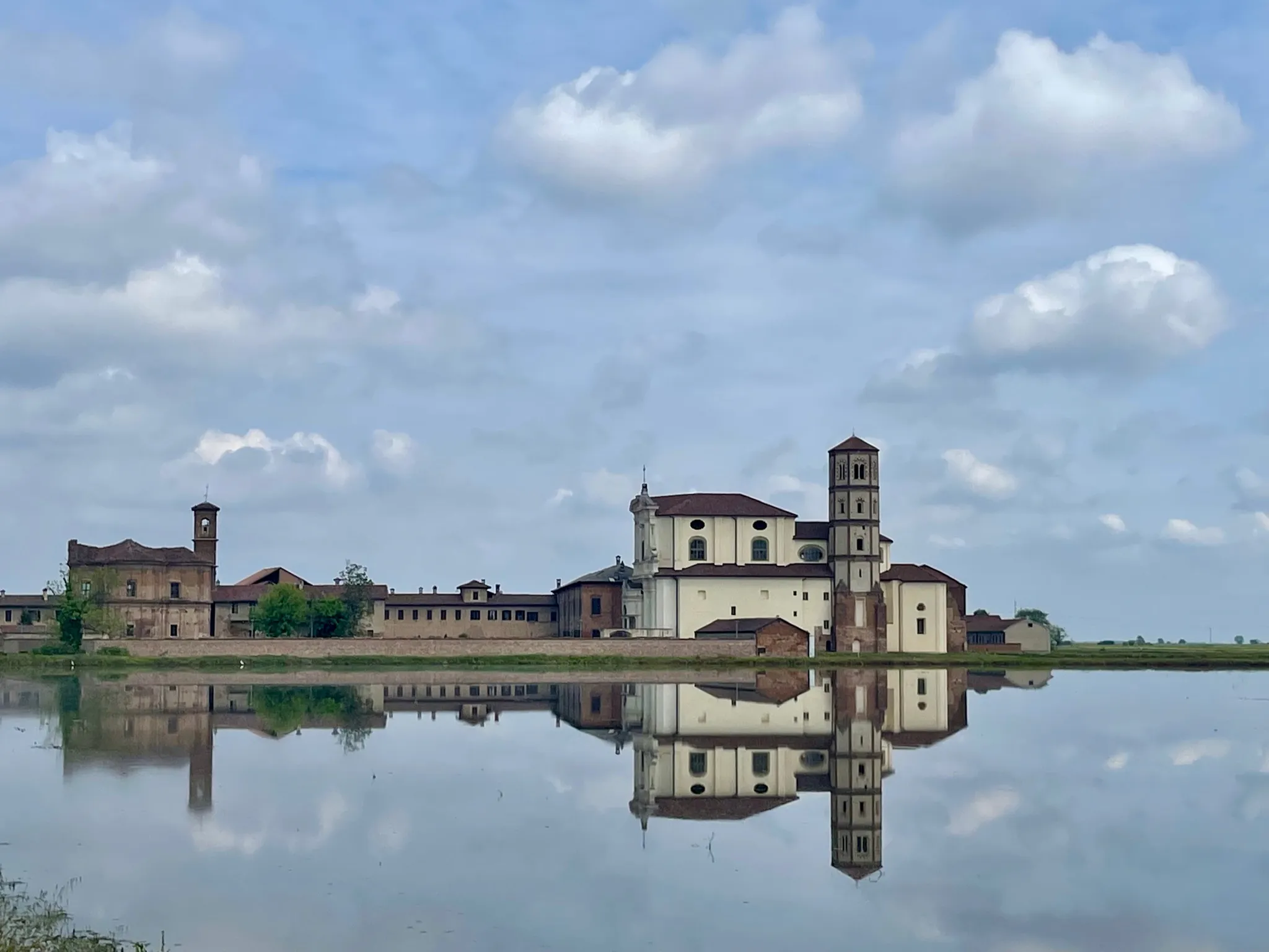 Photo showing: The Abbazia di Lucedio in the surroundings of Vercelli (Piedmont, Italy), May 2022