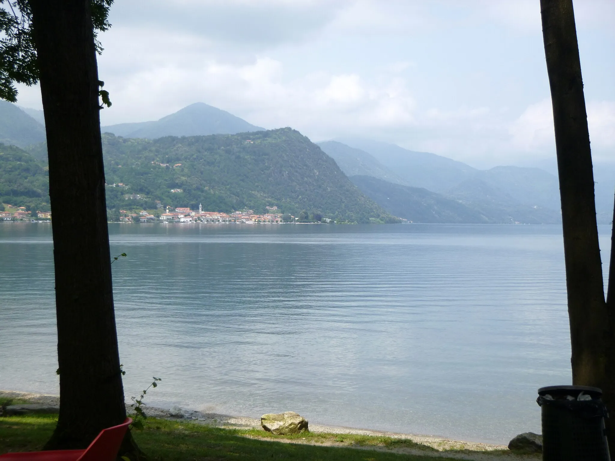 Photo showing: Lago d'Orta in summer as seen from Lagna beach