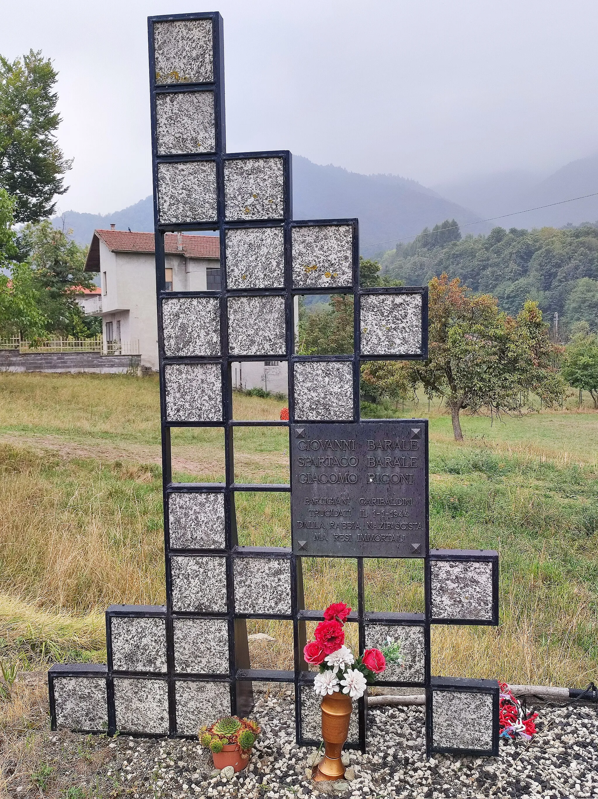 Photo showing: War memorial in Rivoira, Boves