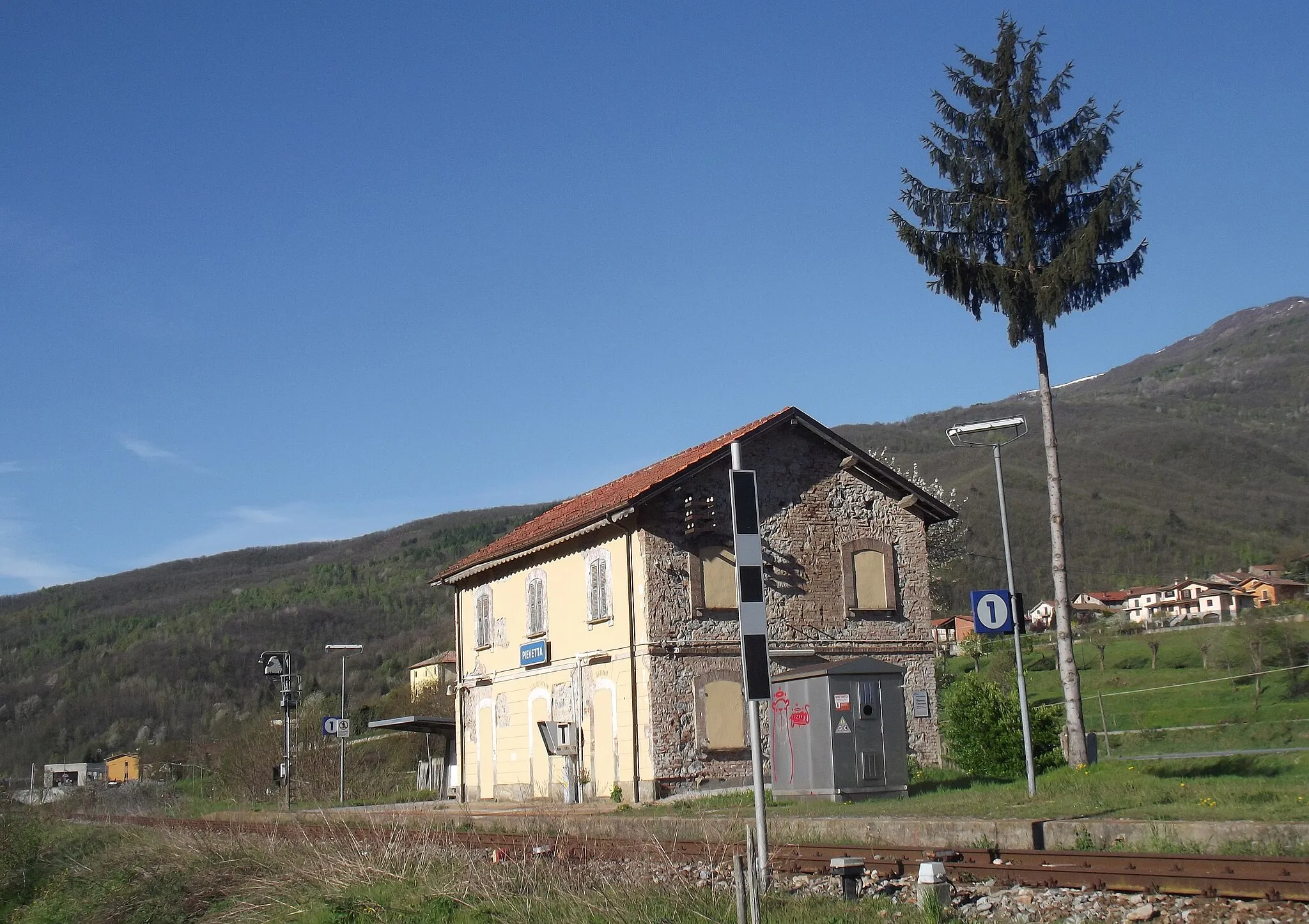 Photo showing: Pievetta (Priola, CN): la stazione