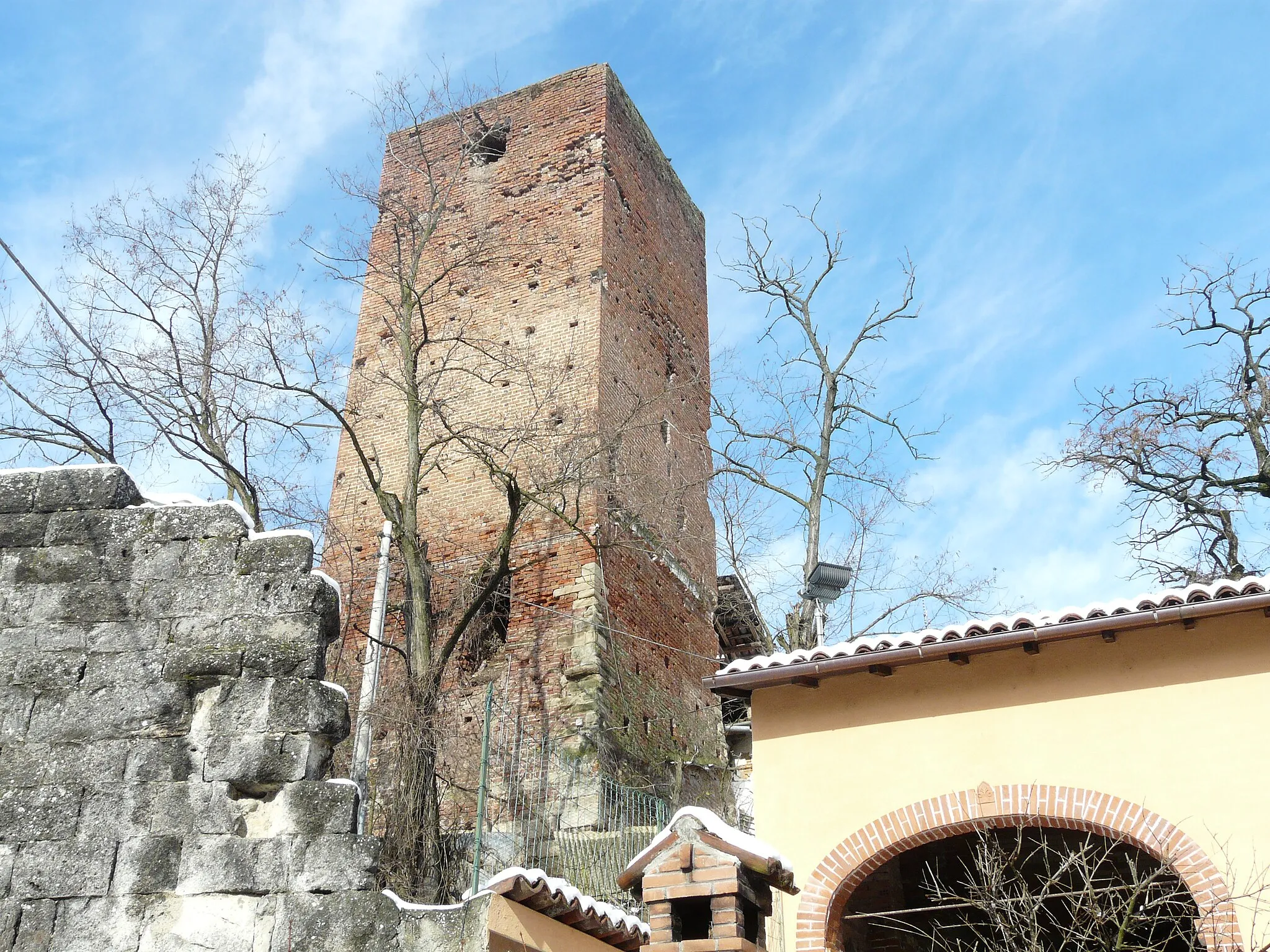 Photo showing: Torre del Castelvecchio, Capriata d'Orba, Piemonte, Italy