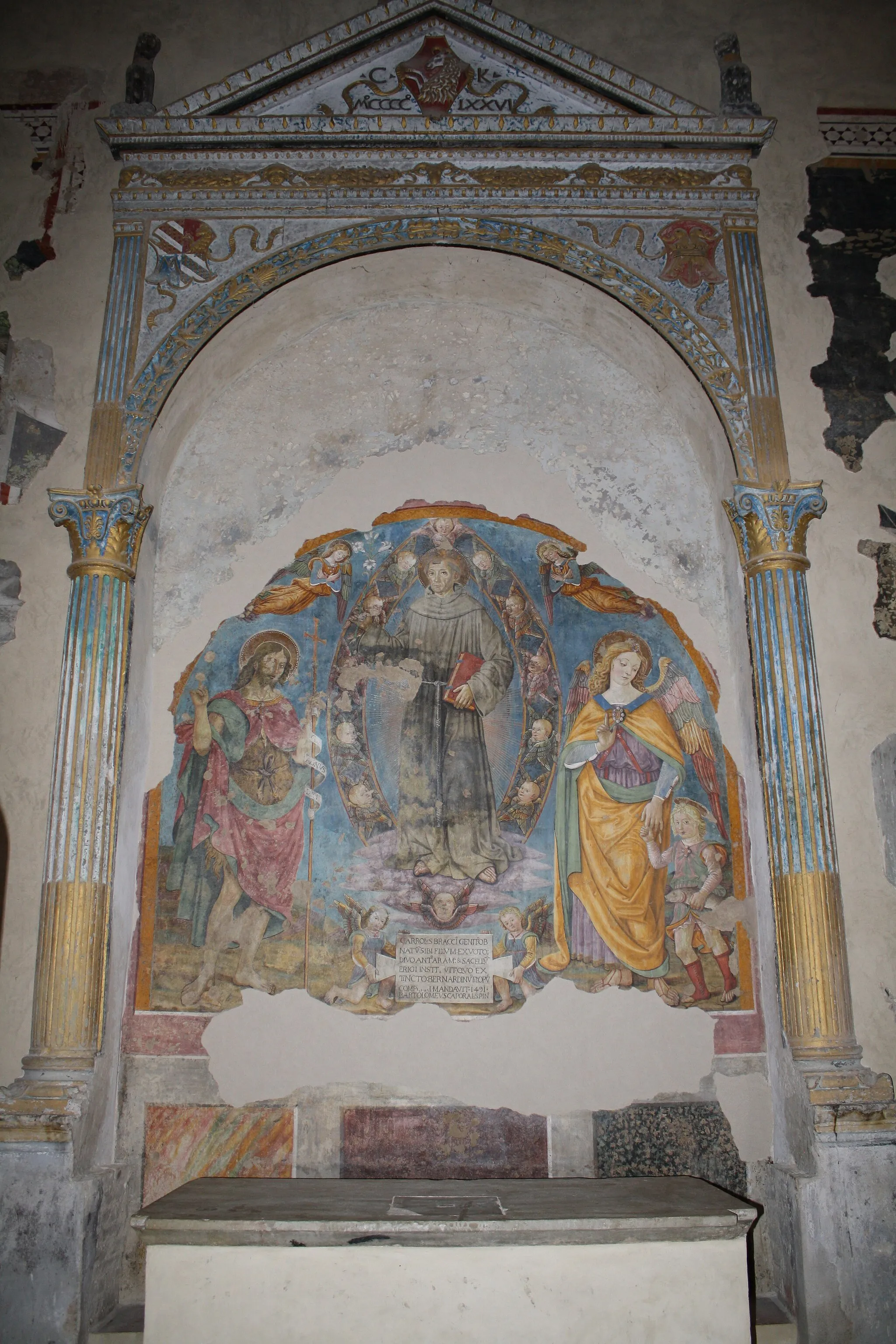 Photo showing: Altare della Famiglia Fortebracci