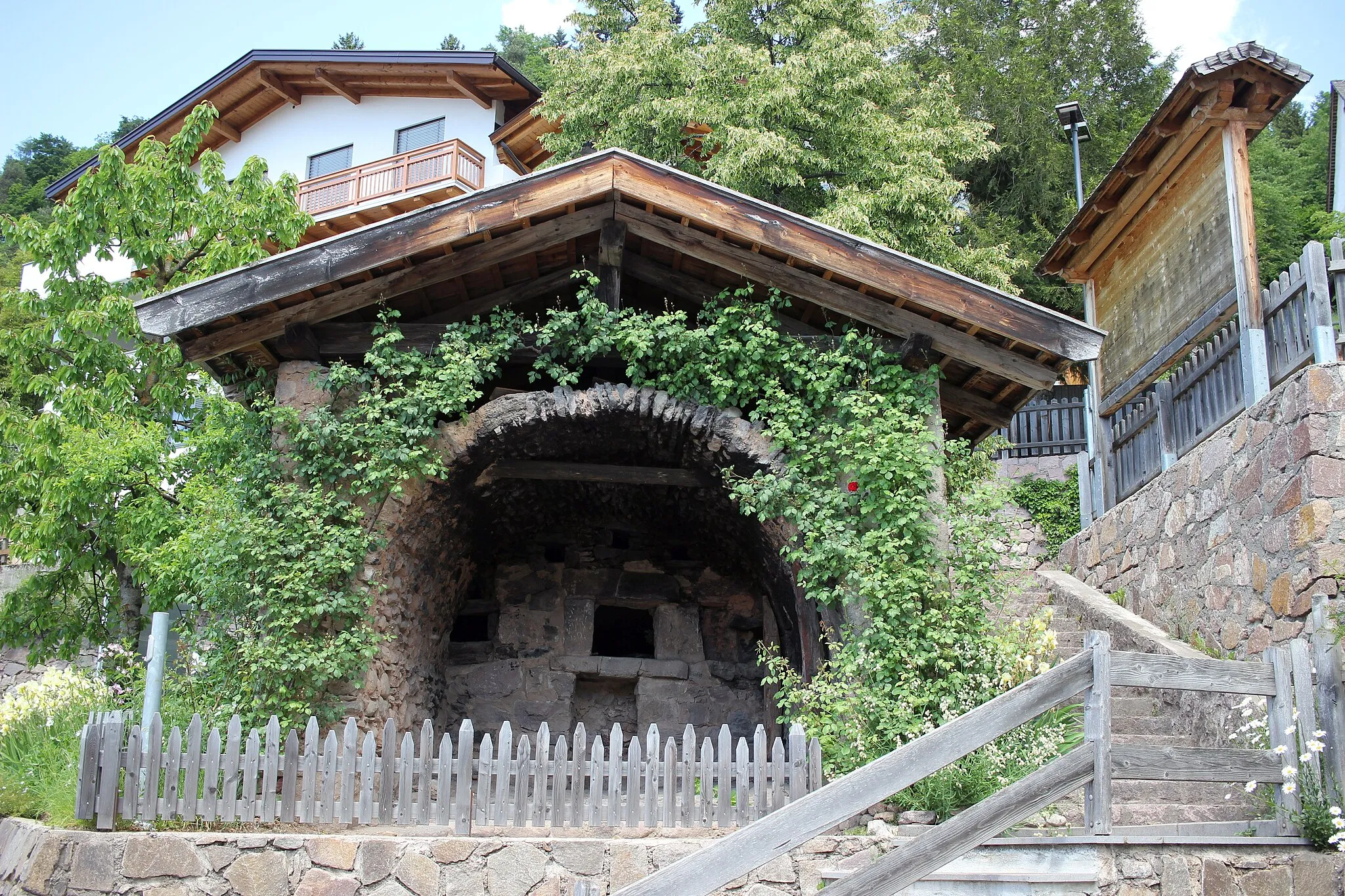 Photo showing: This media shows the cultural heritage monument with the number 16071 in South Tyrol.