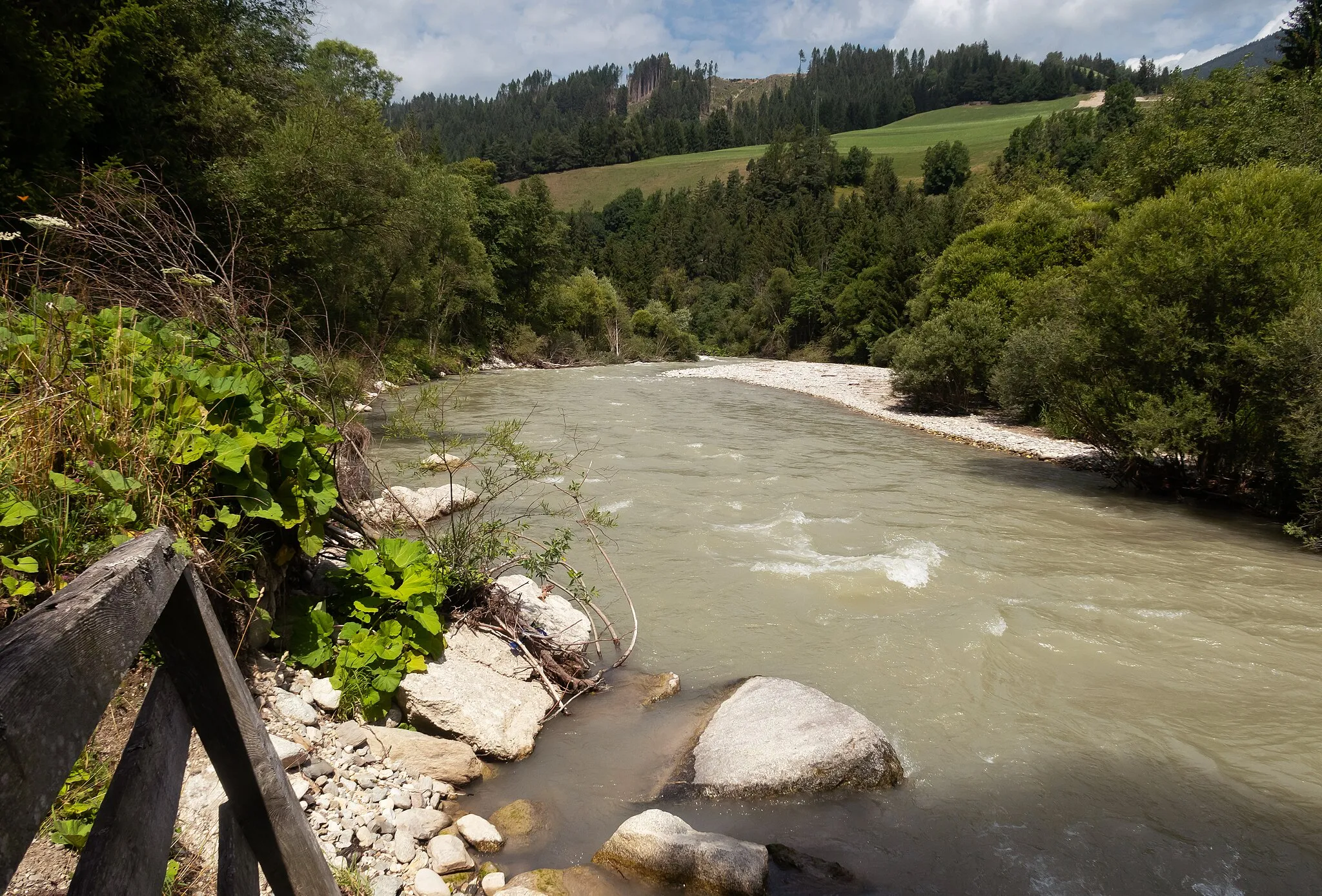 Photo showing: near Welsberg, river