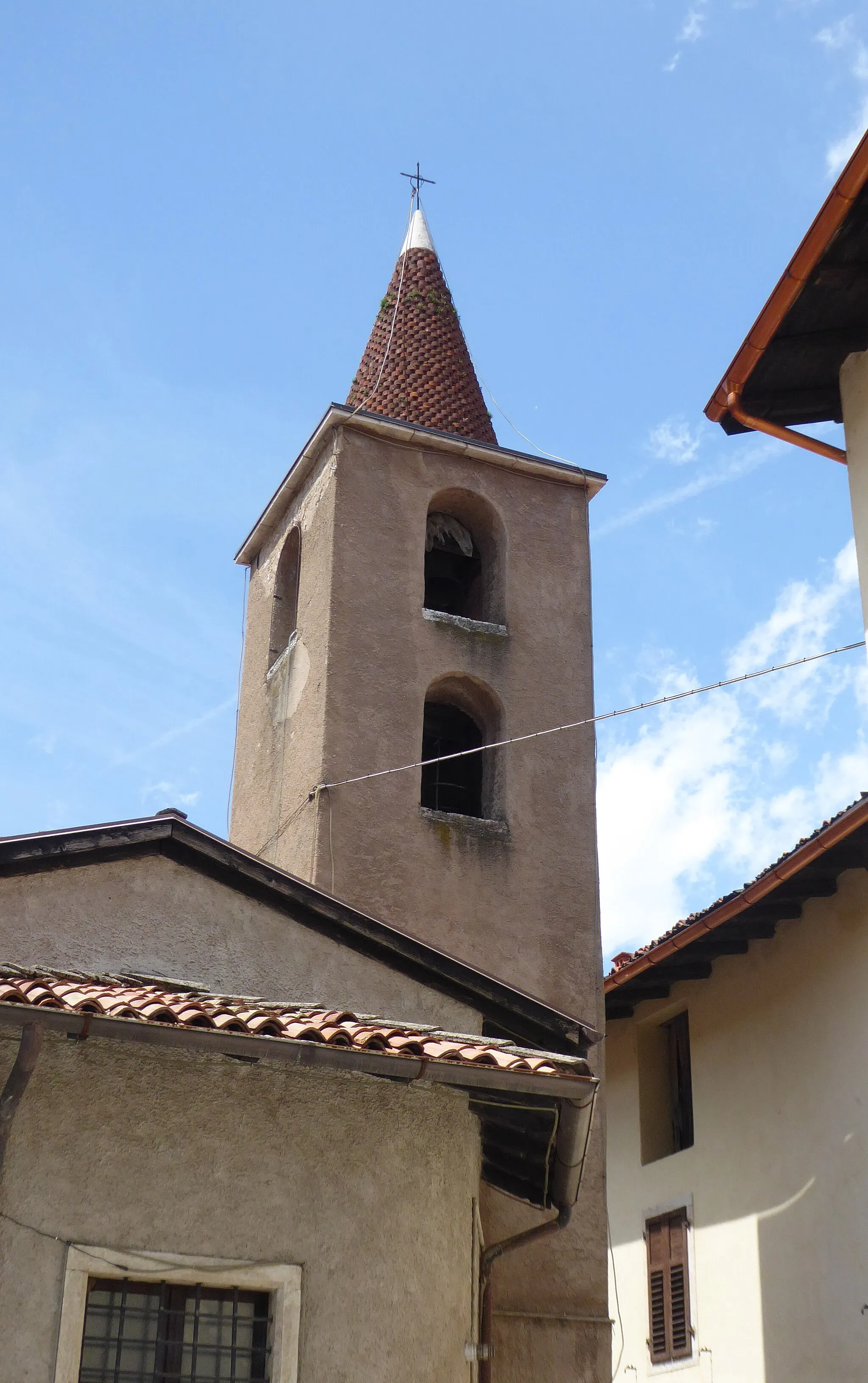 Photo showing: Sano (Mori, Trentino, Italy), Saint Anthony the Great church - Belltower