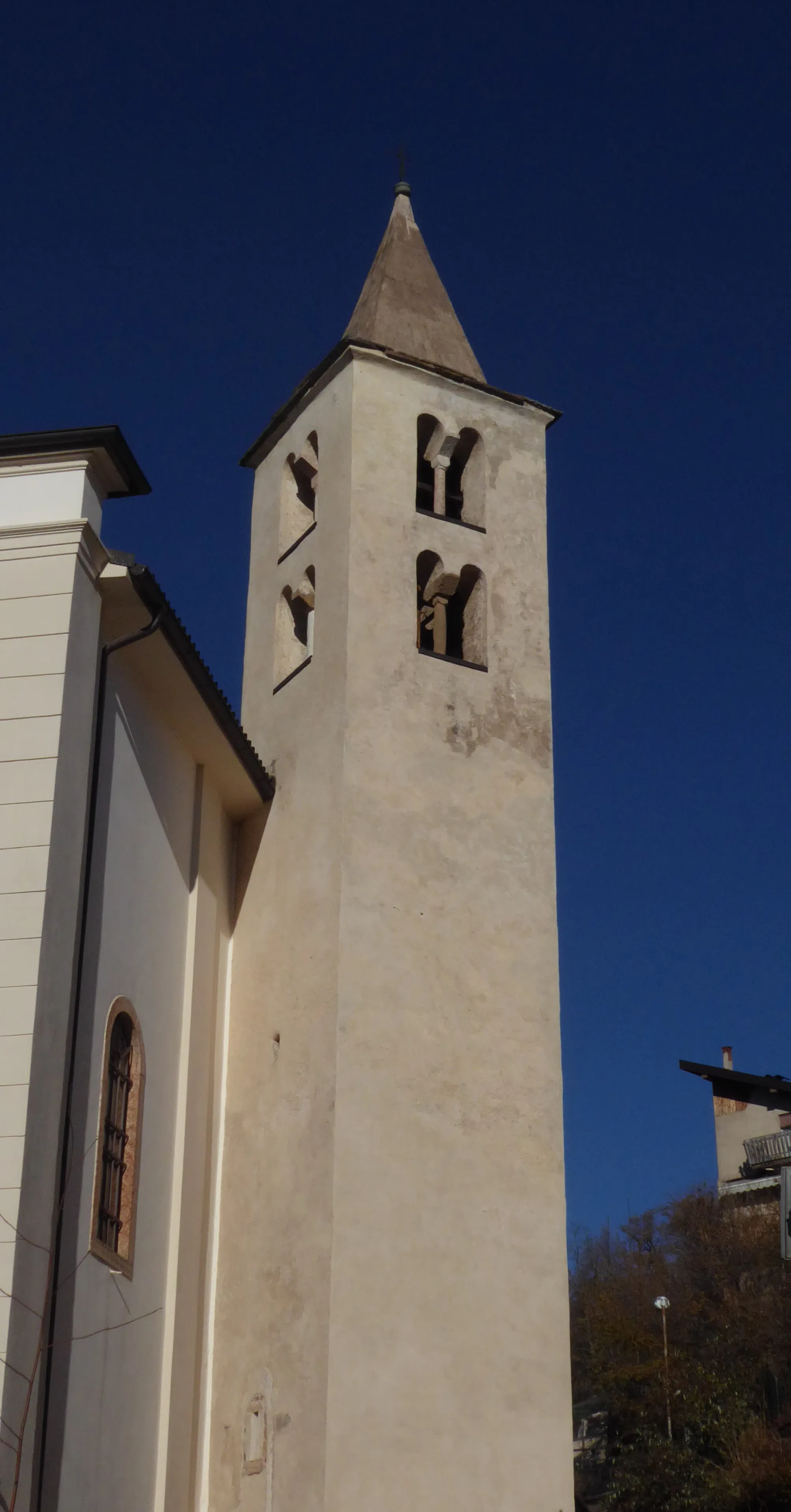 Photo showing: Sant'Agnese (Civezzano, Trentino, Italy) - Saint Agnes church's belltower