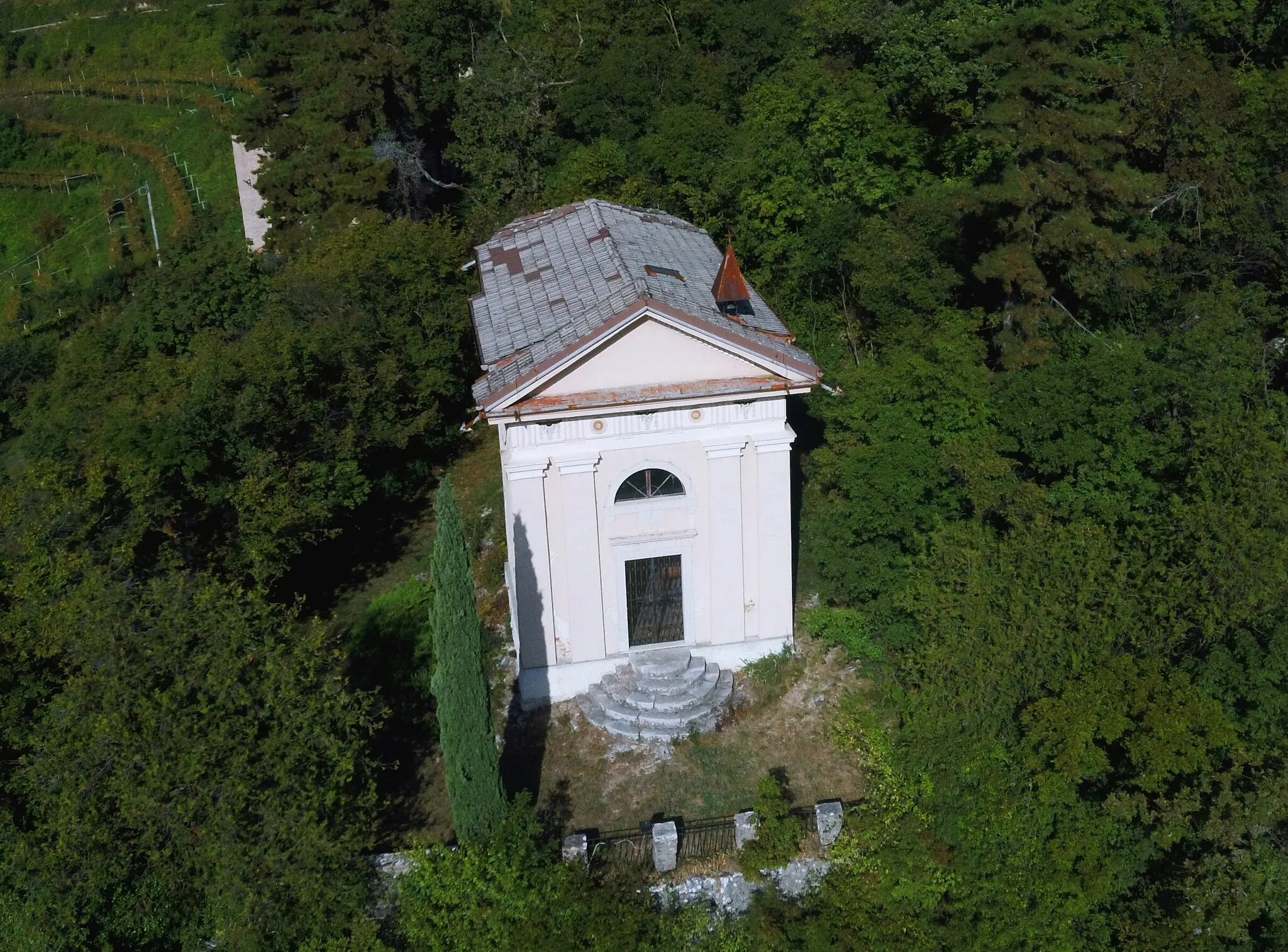 Photo showing: Maso Postal (Cimone, Trentino, Italy), Immacolata chapel