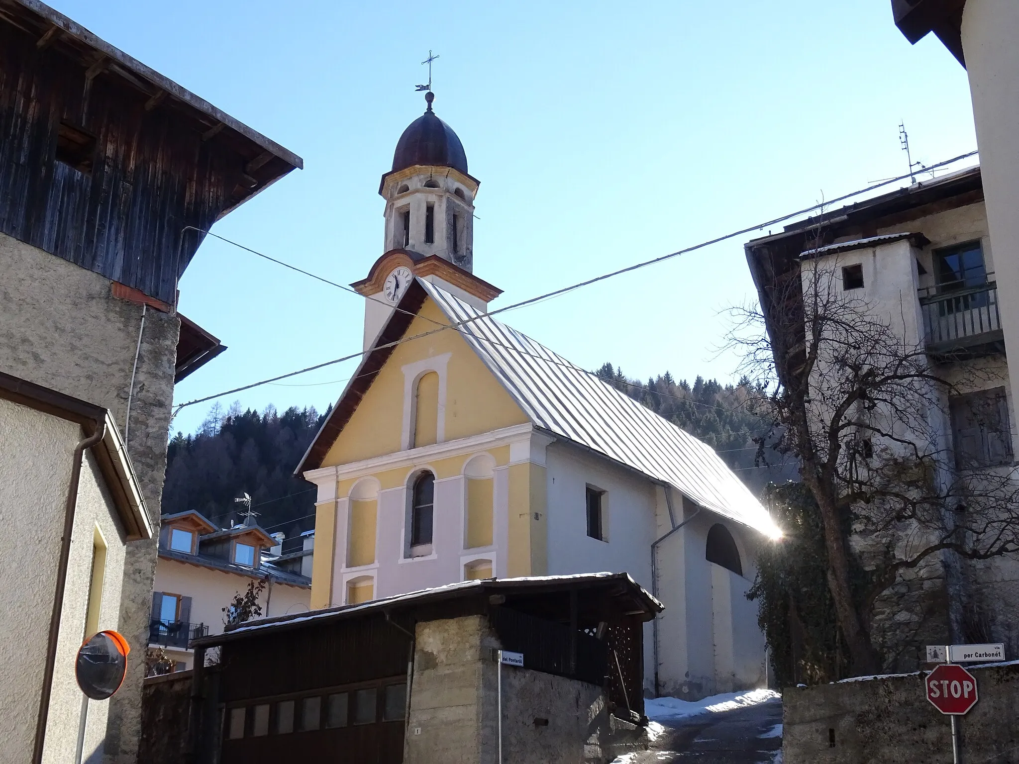 Photo showing: Almazzago (Commezzadura, Trentino, Italy), Saint Roch church