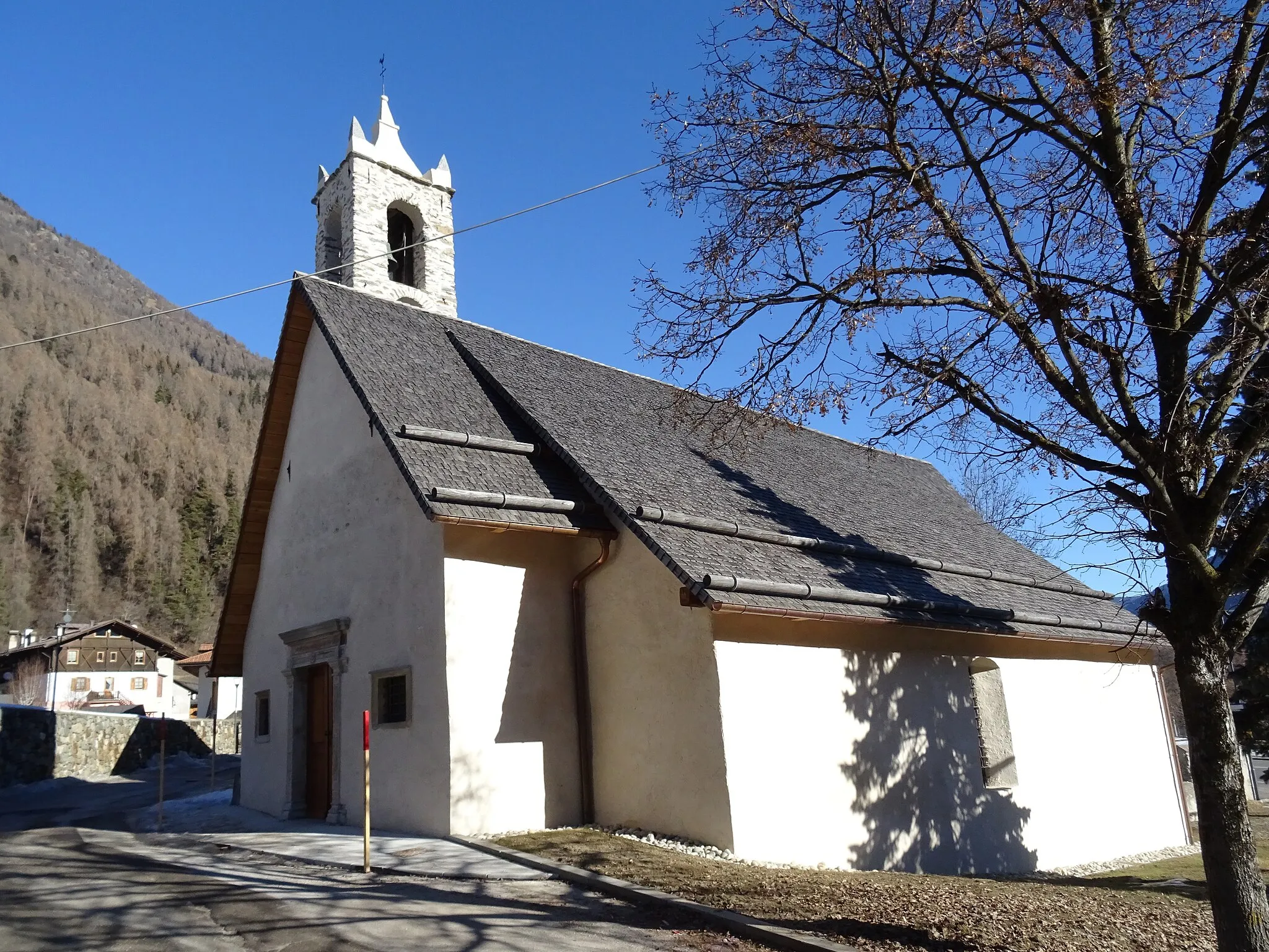 Photo showing: Mastellina (Commezzadura, Trentino, Italy), Saint Anthony the Great church