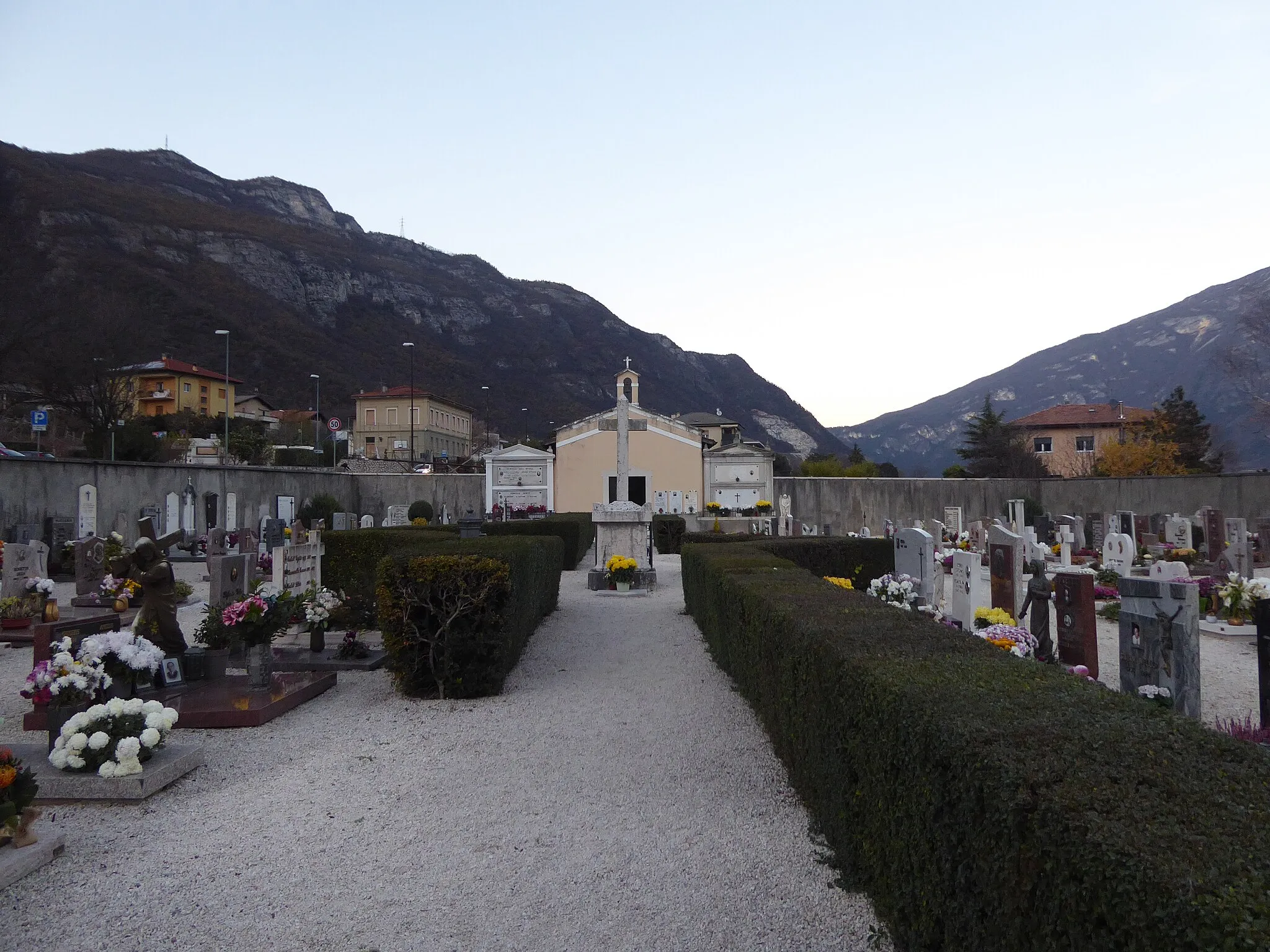 Photo showing: Cemetery of Pilcante (Ala, Trentino, Italy)