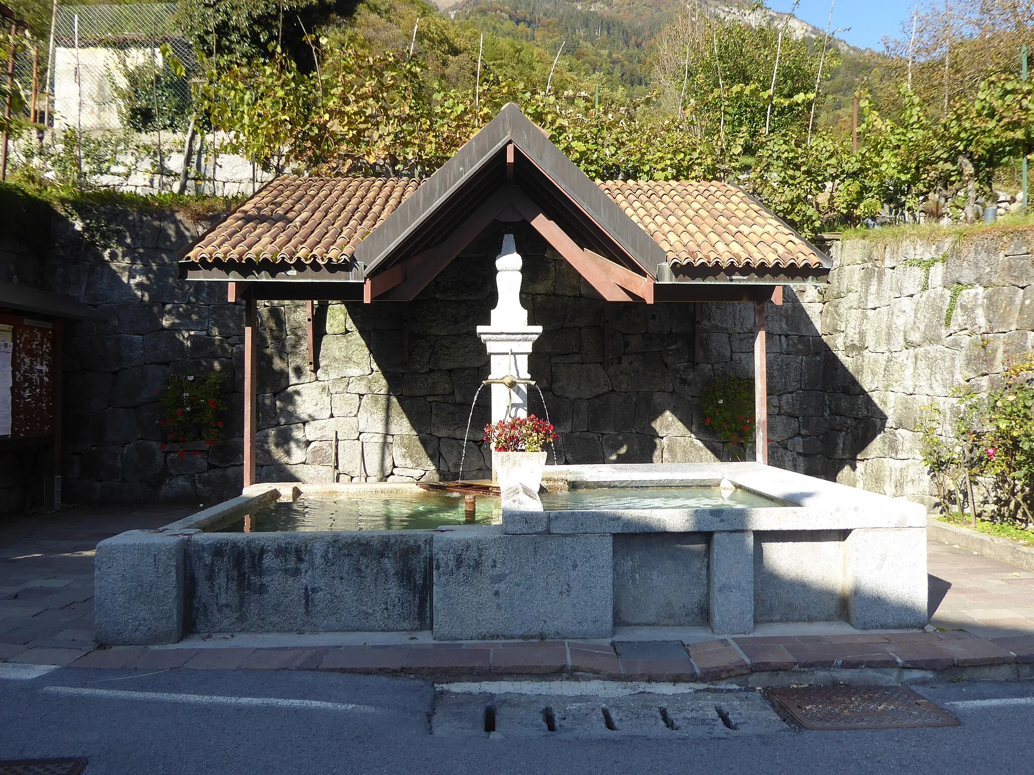Photo showing: Bersone (Valdaone, Trentino, Italy) - Fountain