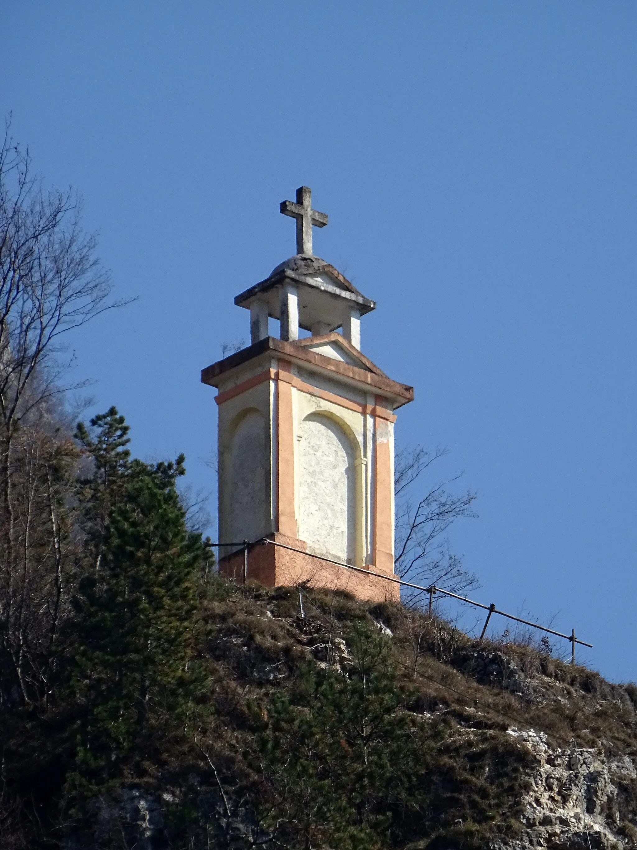 Photo showing: San Pietro (Valdastico, Veneto, Italy) - "Capitello delle Gioa"